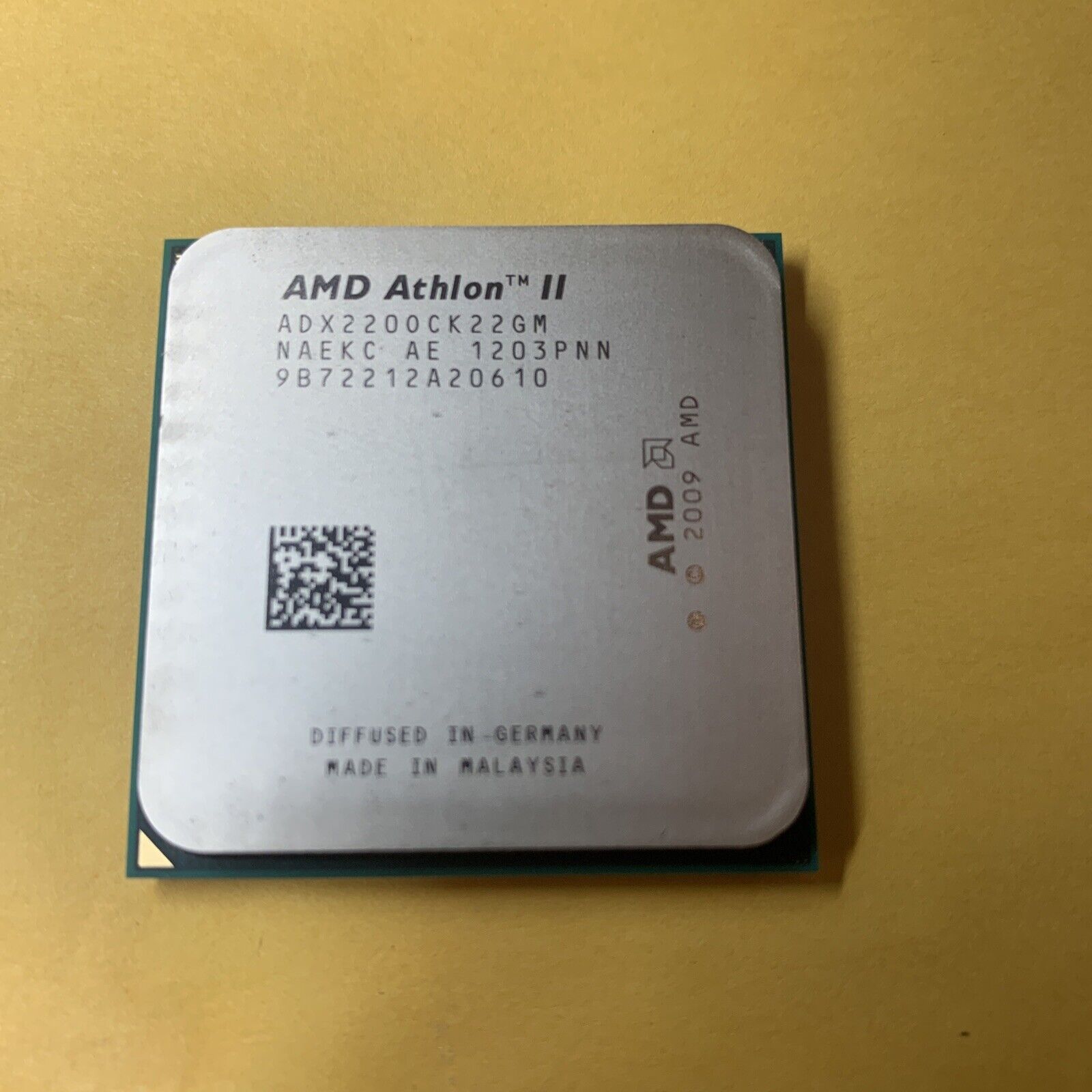 AMD CPU Athlon II X2 220 2.8 GHz Dual-Core (ADX2200CK22GM) Desktop Processor CPU