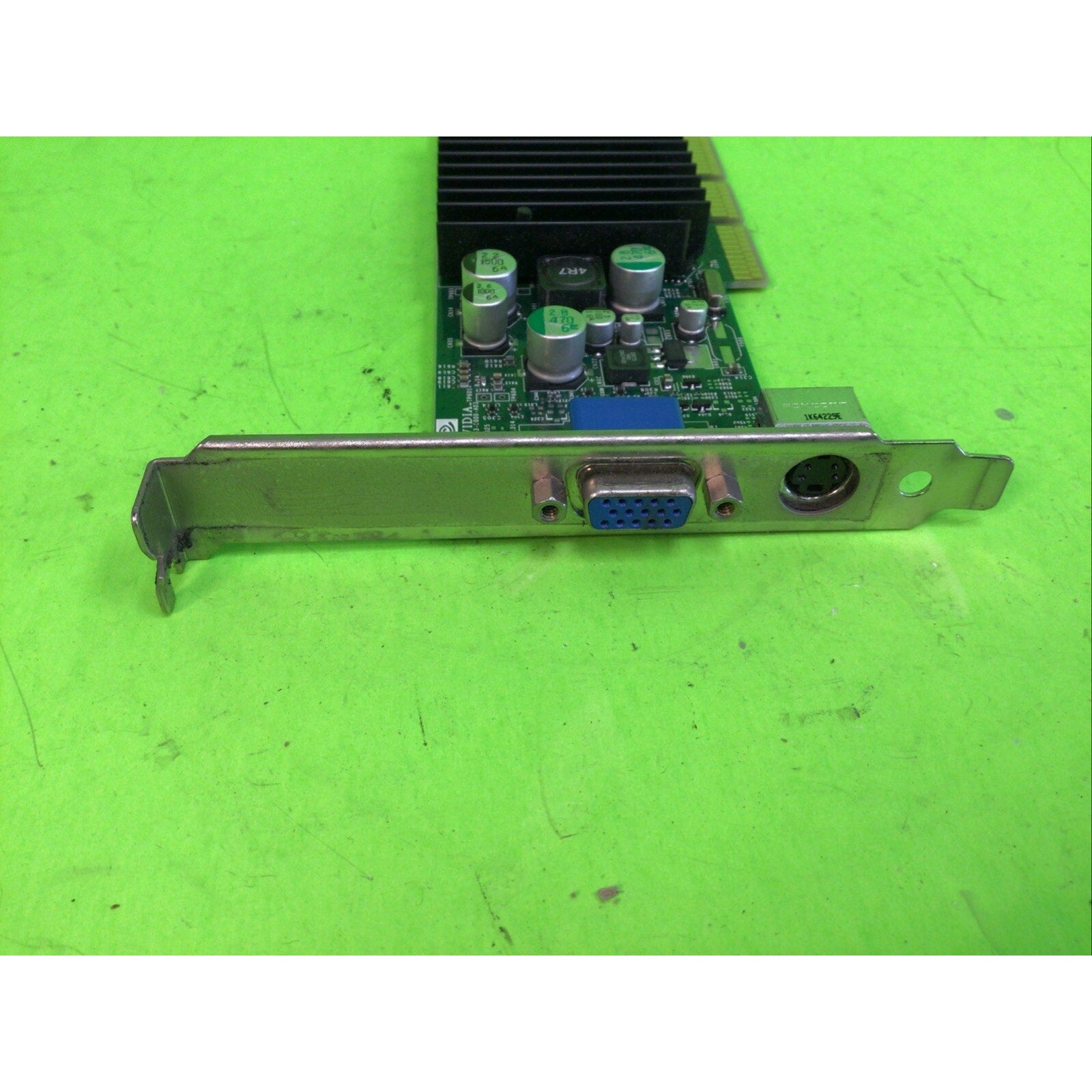 AGP GeForce 4 MX 420 64MB DELL NVIDIA 09P301 P73 VGA Video Card S-Video Out