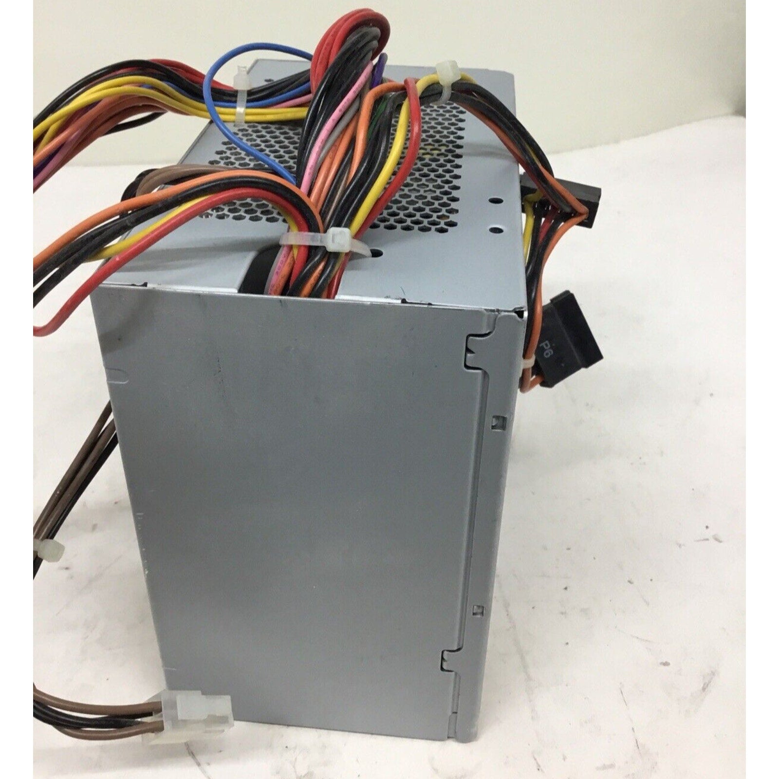 Bestec 160 W 24 Pin ATX Desktop Power Supply ATX0300D5WB