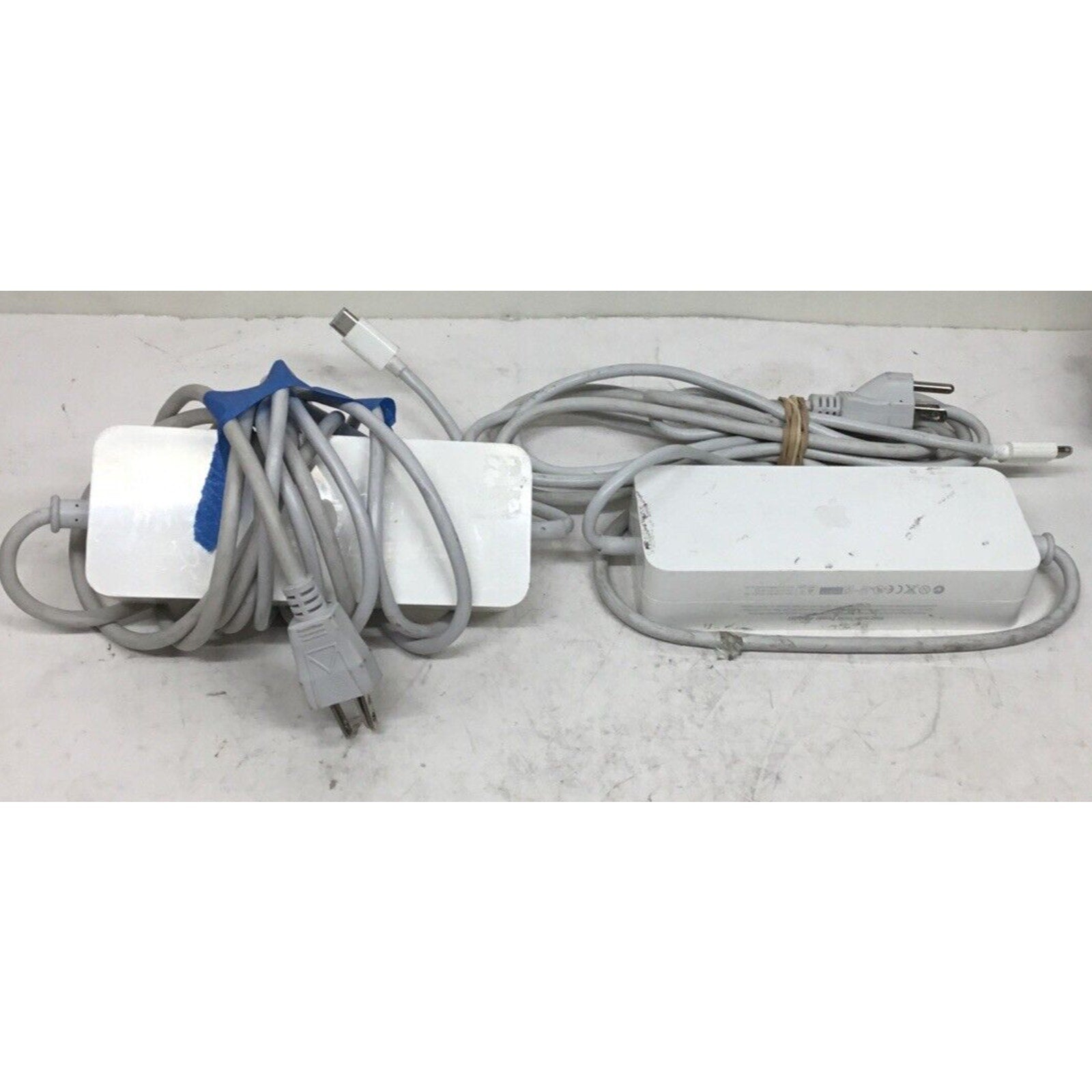 LOT OF 2 Apple A1188 OEM Mac Mini 110W 18.5V 6A AC Power Adapter Power Cable