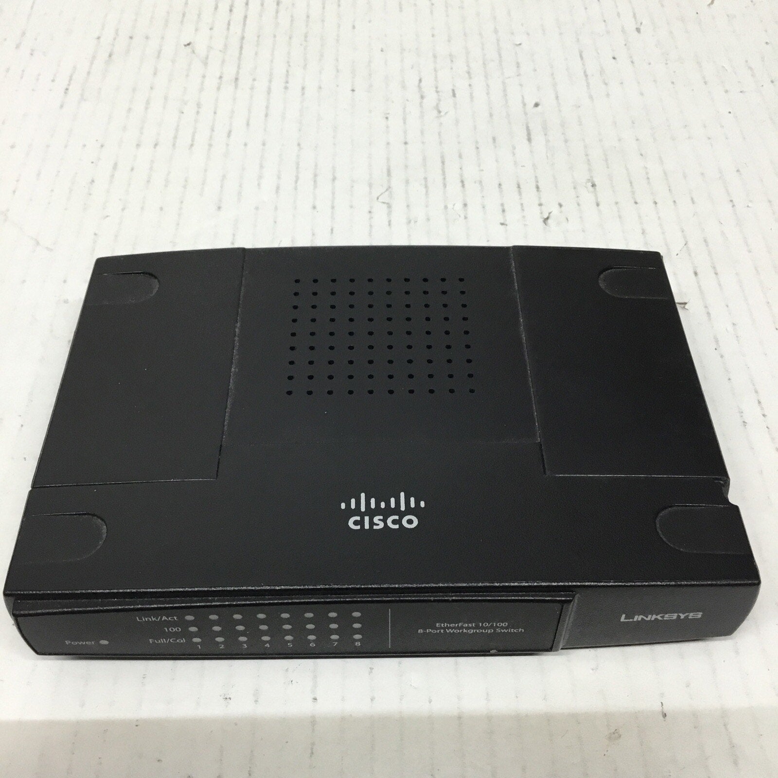 Linksys EtherFast (EZXS88W) Ver. 3.4 8-Ports External Switch No Adapter