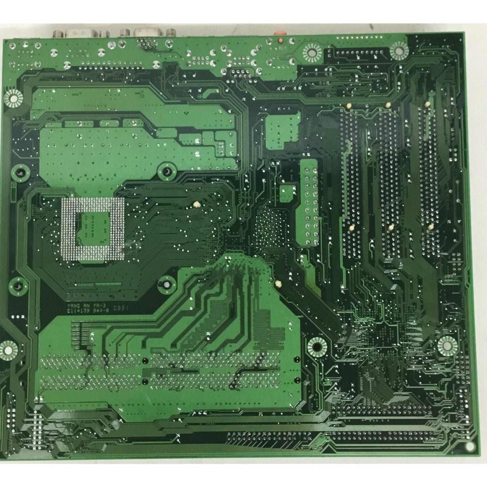137001 Imperial GL_Ve 20021218 Motherboard / Celeron 02 2.40GHz SL6VU