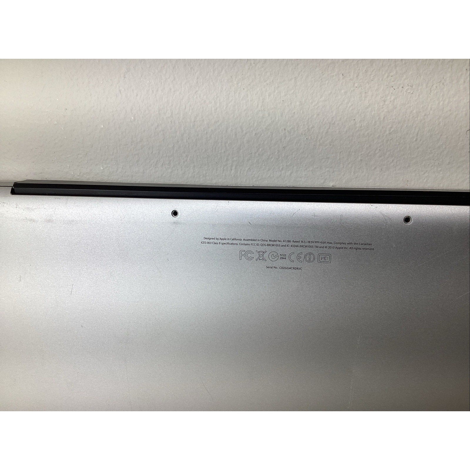 Apple MacBook Pro 2010 Model A1286 Silver Missing Parts (READ) - For Parts