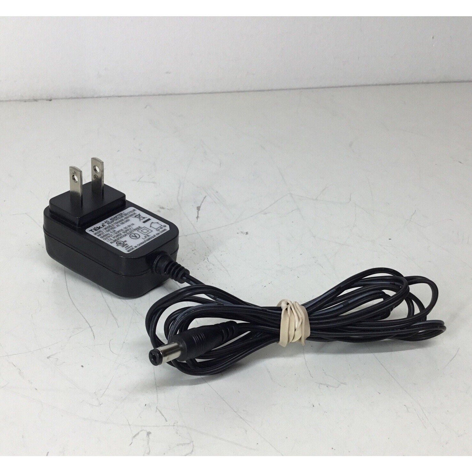 Teka AC Adapter TEKA006-0501000UK 100-240V 50/60Hz 0.2A 5V 1A I.T.E Power Supply