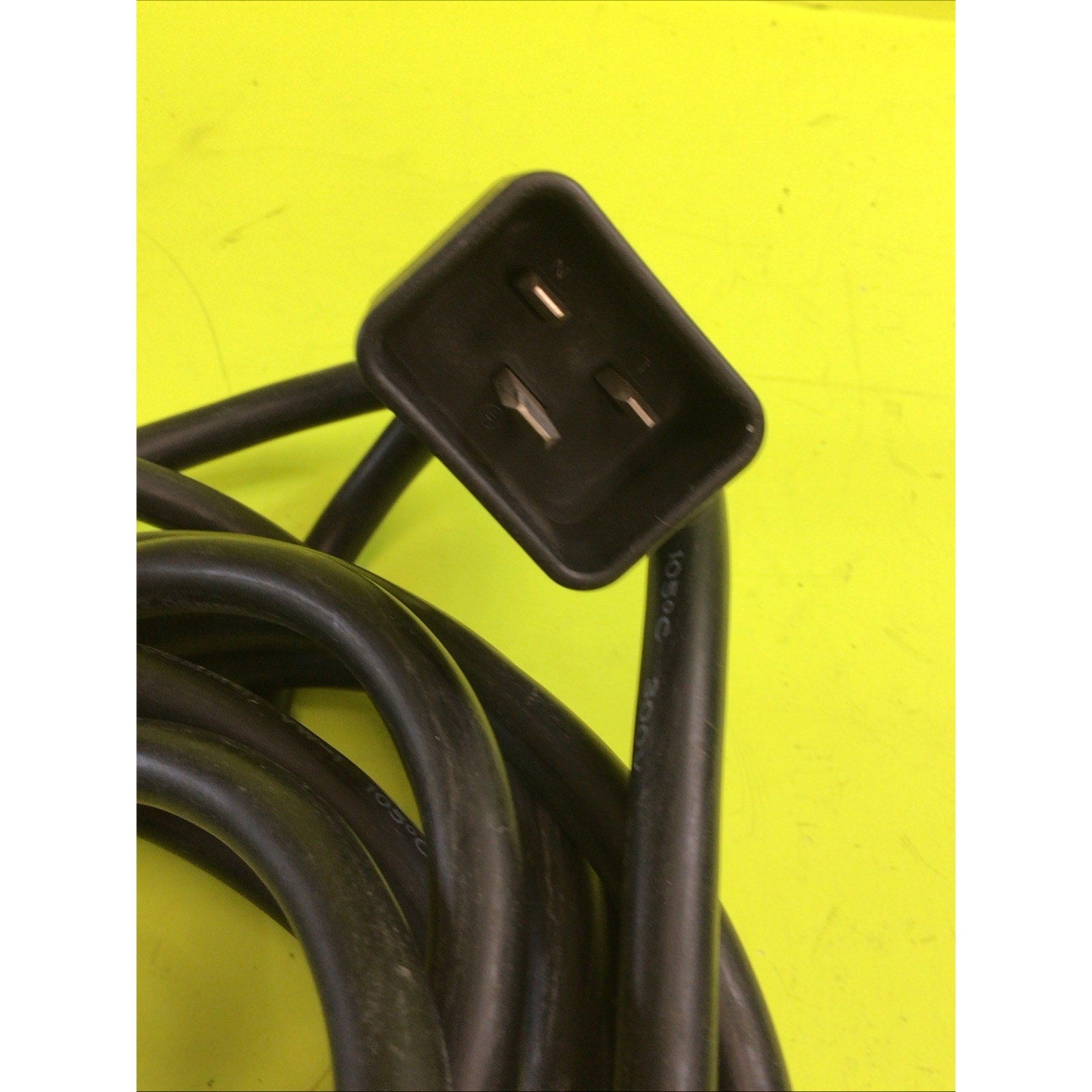 15FT IEC-60320 C19 Male to IEC-60320 Female C19 14AWG 300V Extender Cable