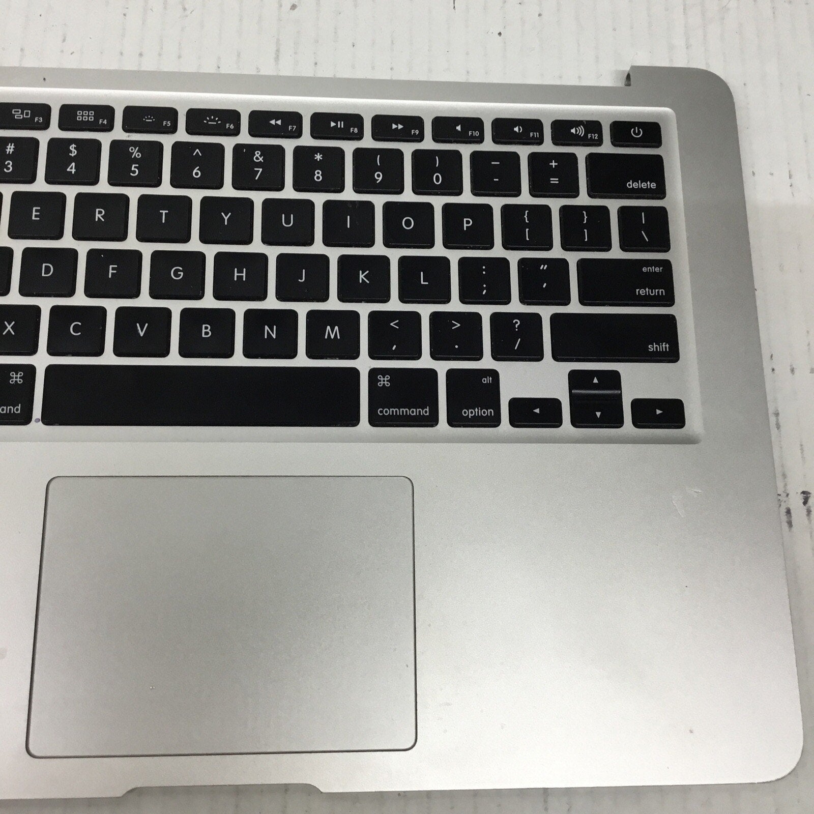 2017 MacBook Air A1466 Top Case keyboard Trackpad READ DESC