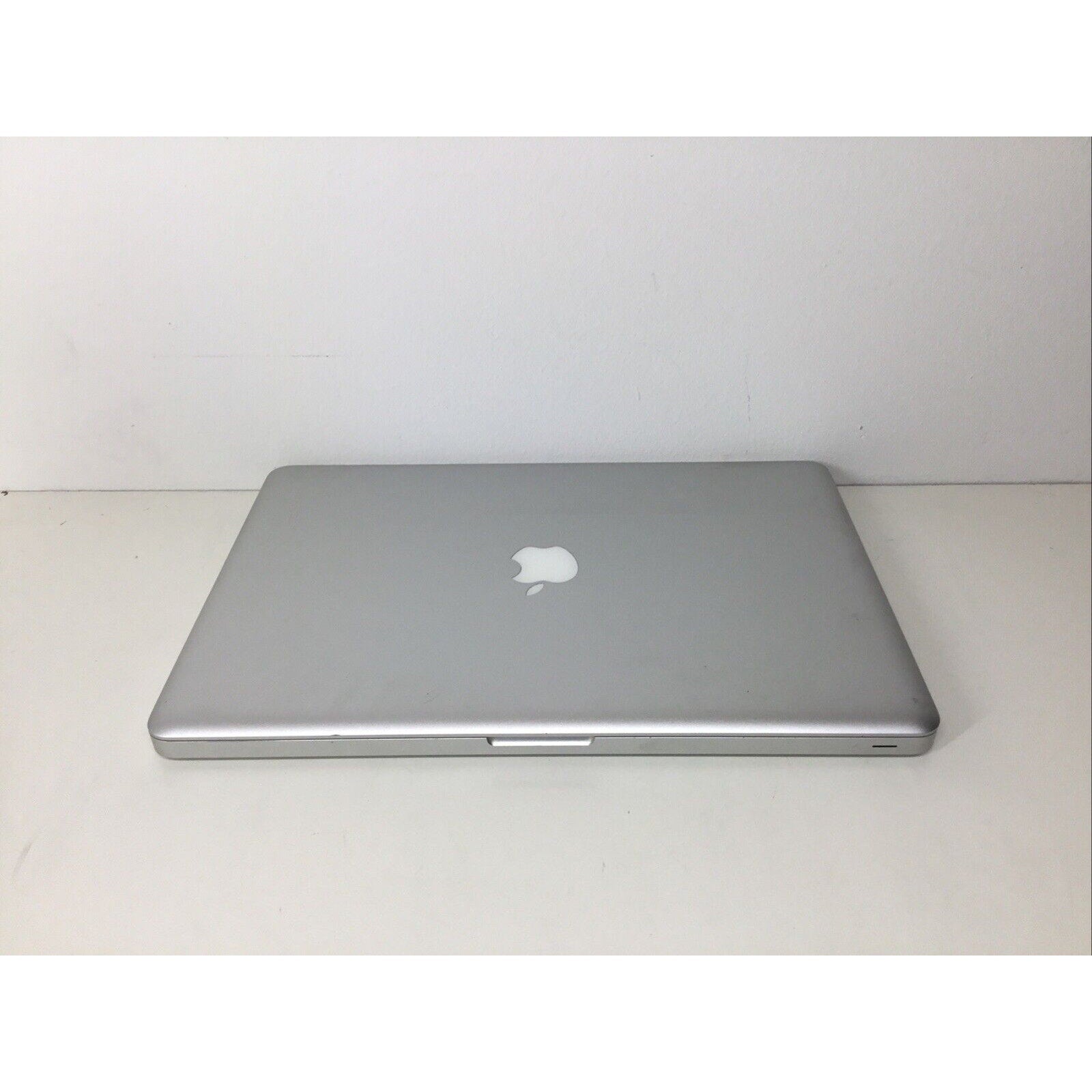 Apple MacBook Pro A1286 15" Silver Laptop 2010