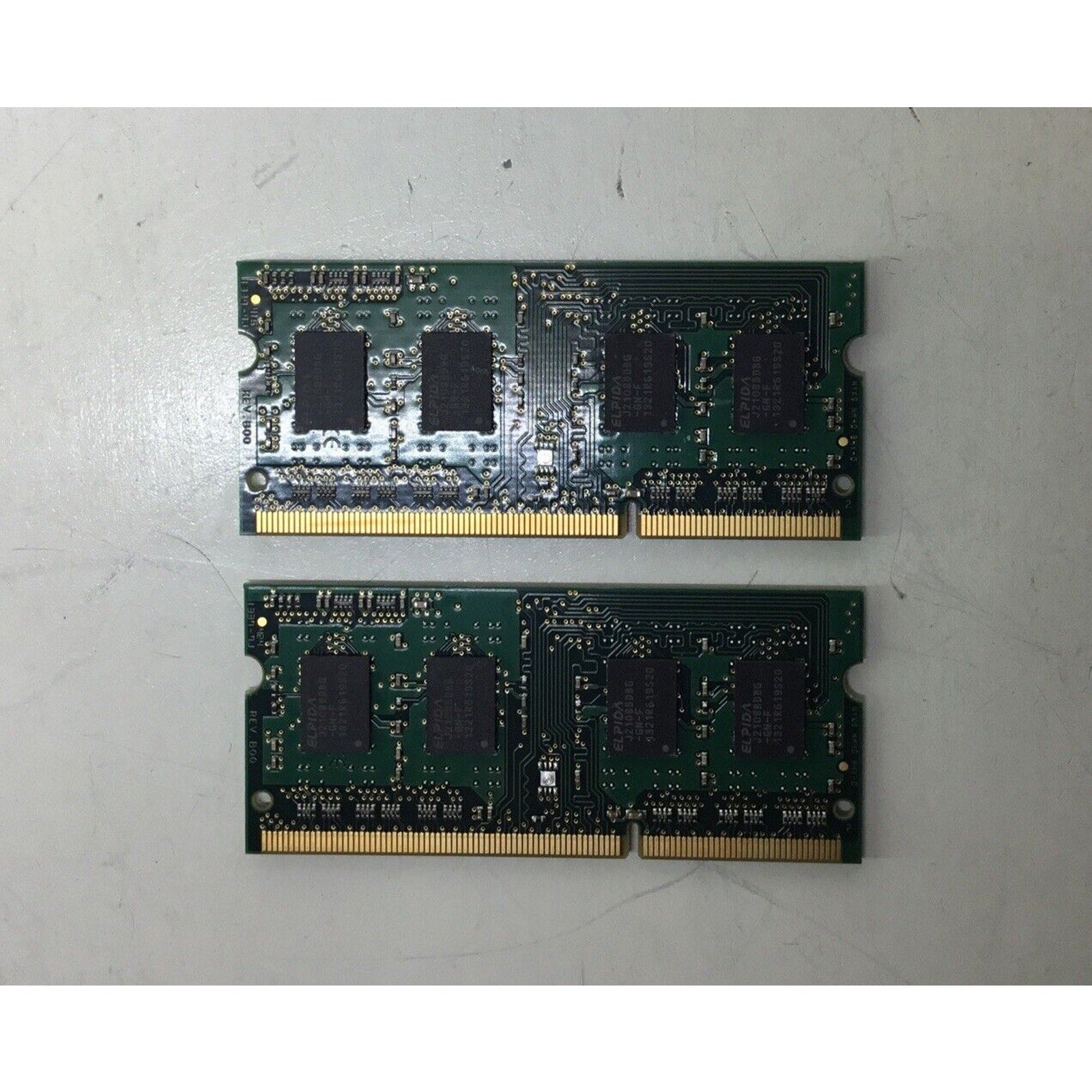 Lot of 2 - 2GB DDR3 PC3-10600 1333MHz SODIMM Kingston KTH-X3BS/2G Memory RAM