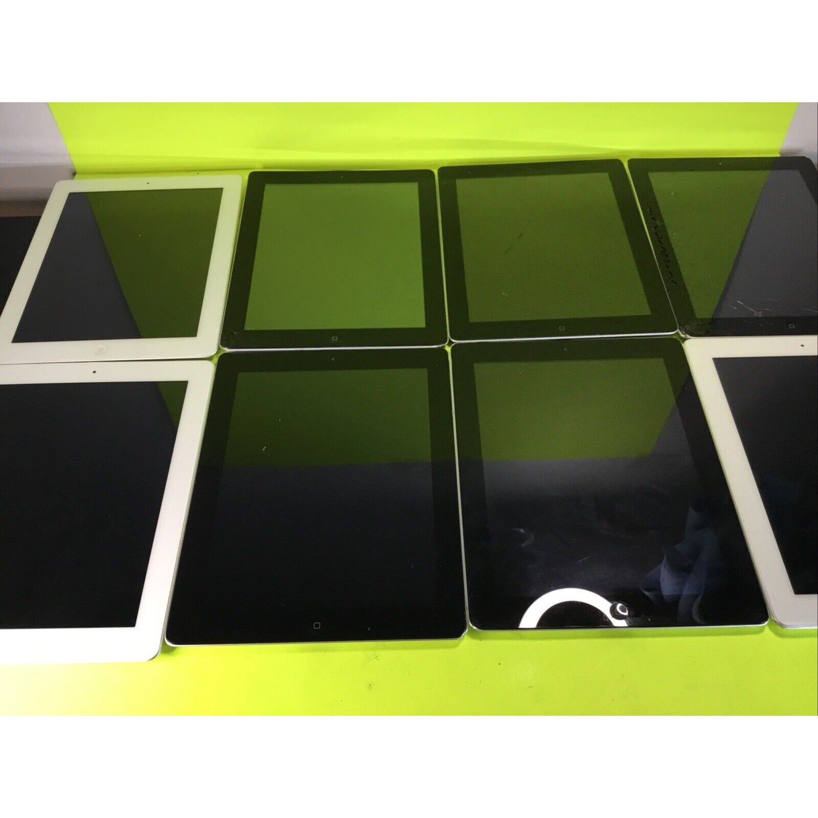 Lot of 8 Vintage iPad 3/4 FOR PARTS GOLD RECOVERY or RARE EARTH RECOVERY