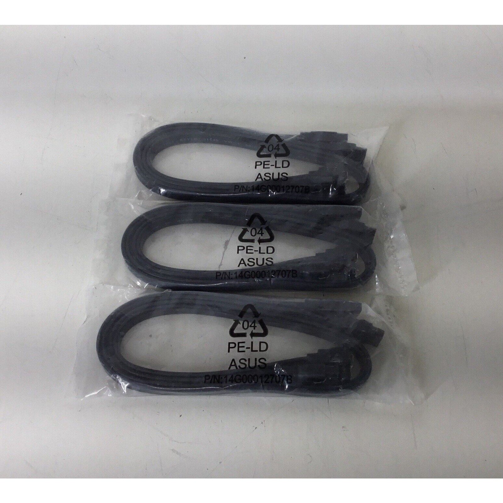 Lot of 3 - Asus 14G00012707B 90 Degree/Straight 2x Straight 18" SATA Data Cables