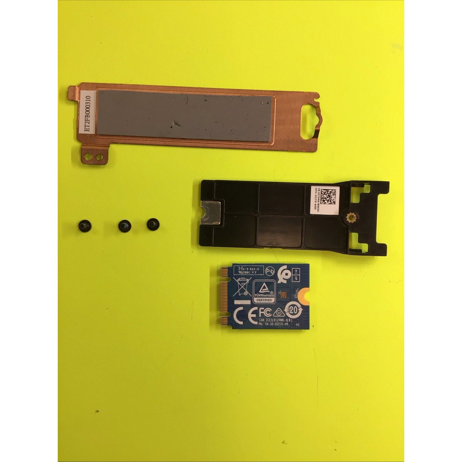 Western Digital 512GB M.2 SSD Heat Sink/Screws/ and Bracket 2SDAPTUW-512G 0FFD82