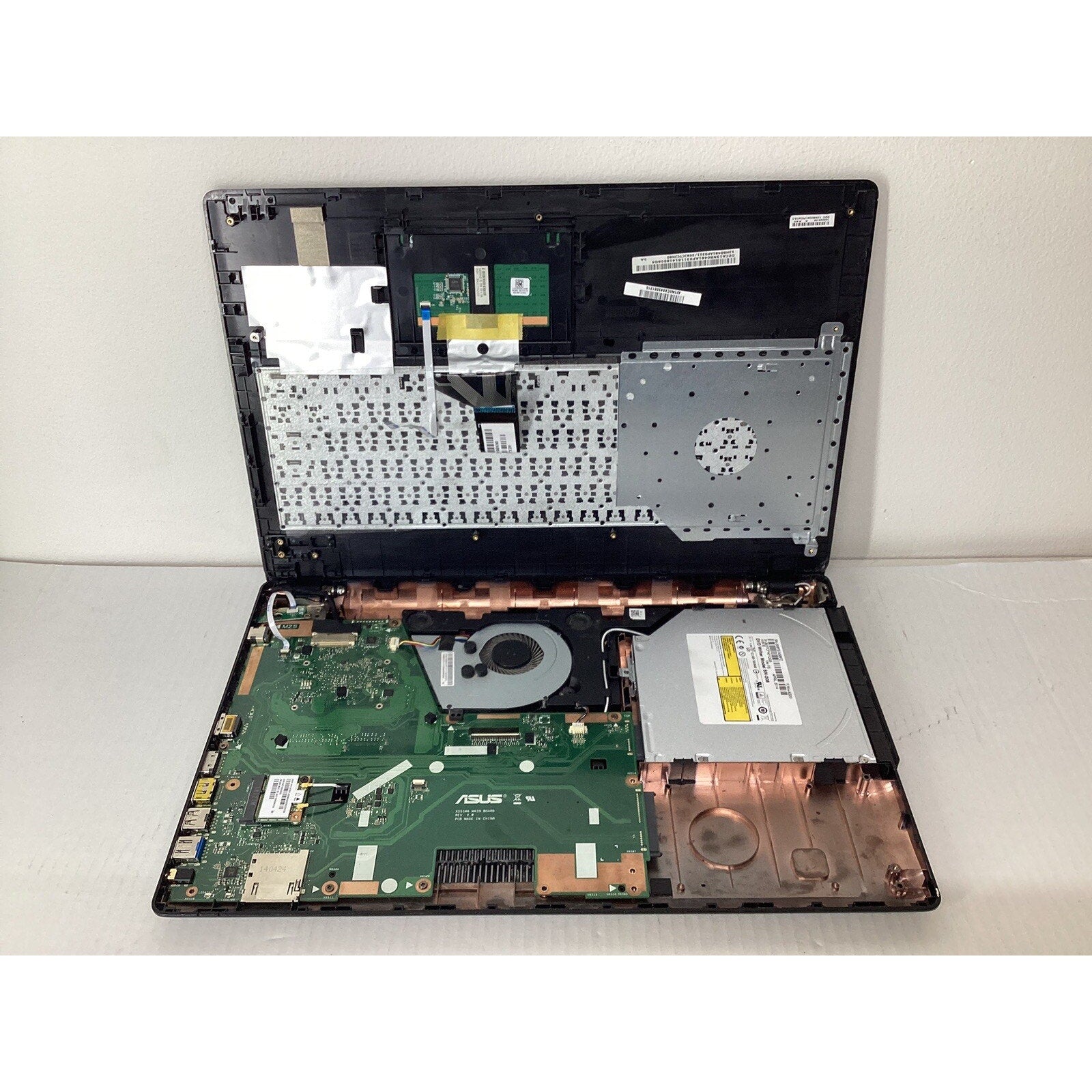 ASUS X551M 15" Laptop Intel Celeron N2830 8GB RAM No HDD - For Parts