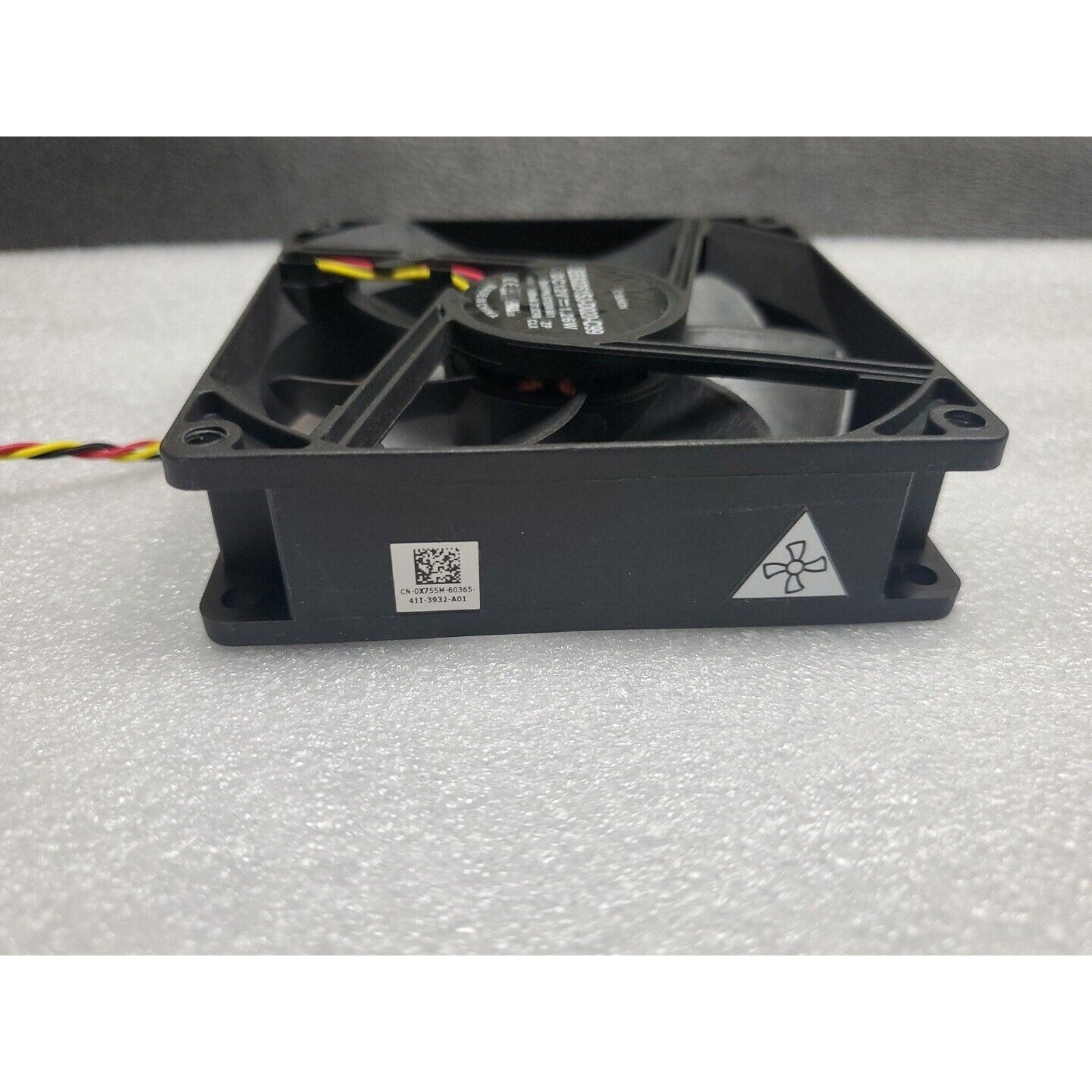 SUNON EE92251S3-D020-C99 DC 12V 1.26W X755M A01 105mA 37.5CFM 92mm 3-Pin