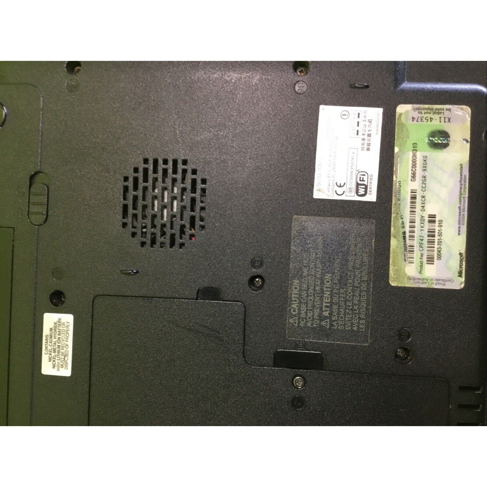 Toshiba Laptop Satellite A105-S2141 FOR PARTS REPAIR or RECYCLE