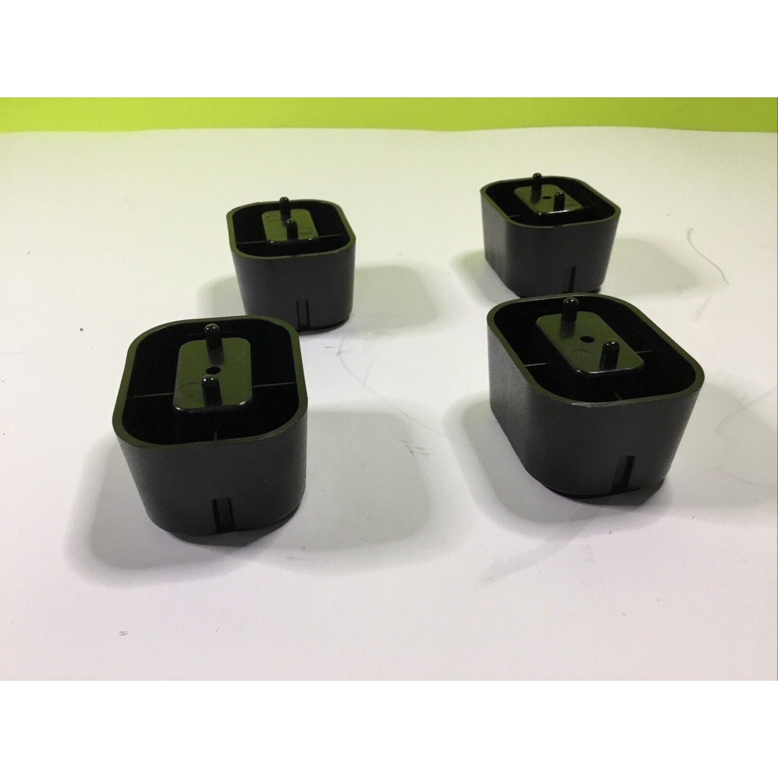 4x O-D Foot Stand ThermalTake Core W200 Series