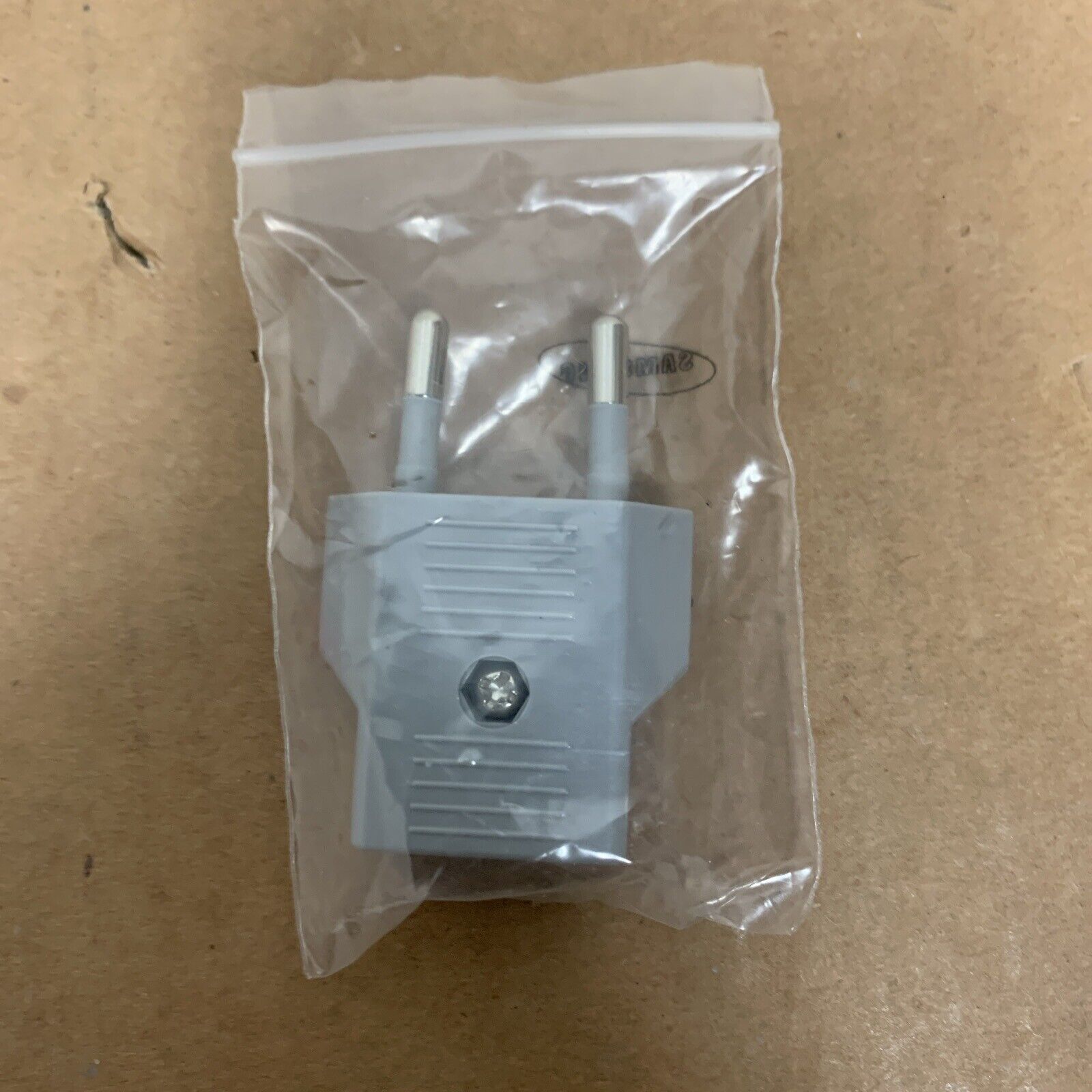 Samsung European AC Conversion Plug AET137ESA New in Pkg