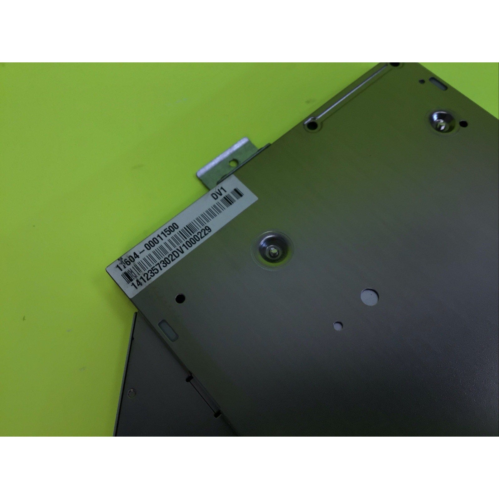 17604-00011500 UJ8E2 Dvd+/-Rw Optical Drive w/Bezel