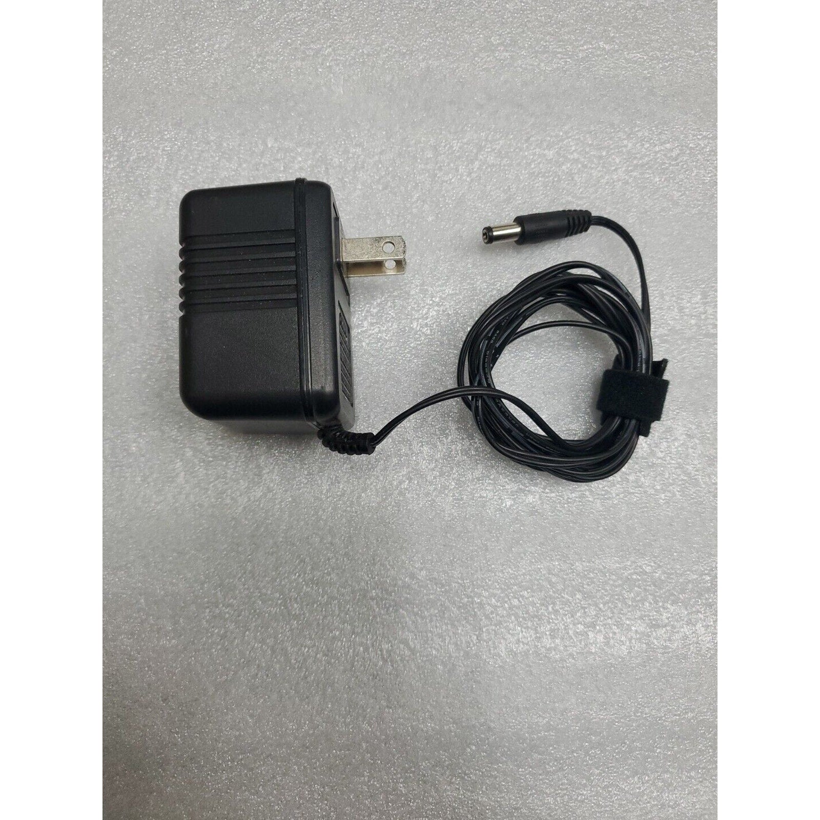 YH-071000AUL AC-DC ADAPTOR US 7.5V 1A 1000mA 120V~60Hz 140mA 5.5mmx2.1mm
