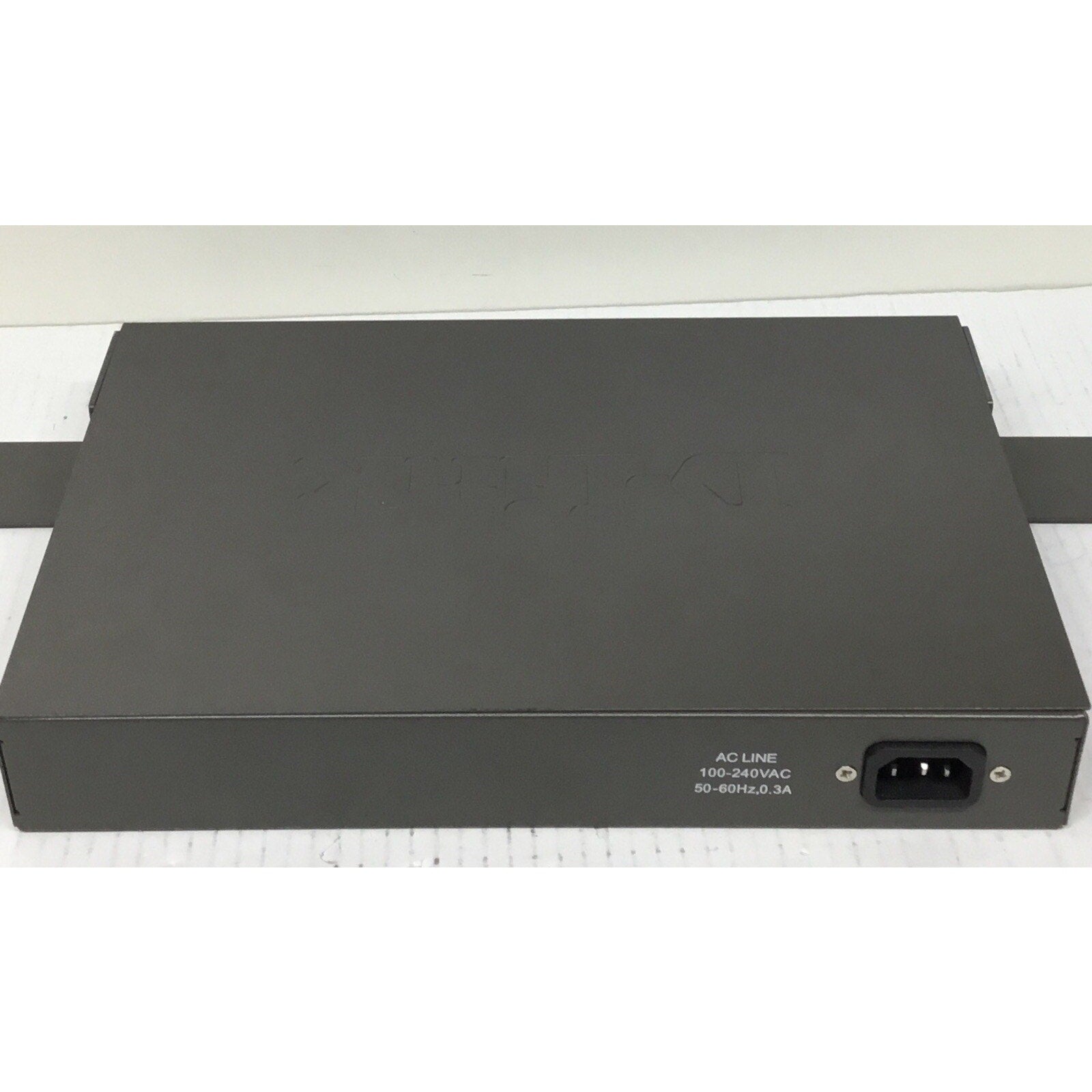 D-Link DES-1024D Black 24-Ports Energy Efficient Rack Mountable Ethernet Switch