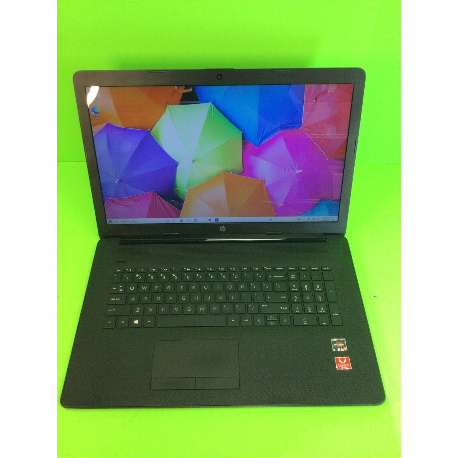 HP Laptop 17z-ca000 AMD Ryzen 5 2500U 2.0GHz 12GB RAM 1TB HDD Windows 10 Home