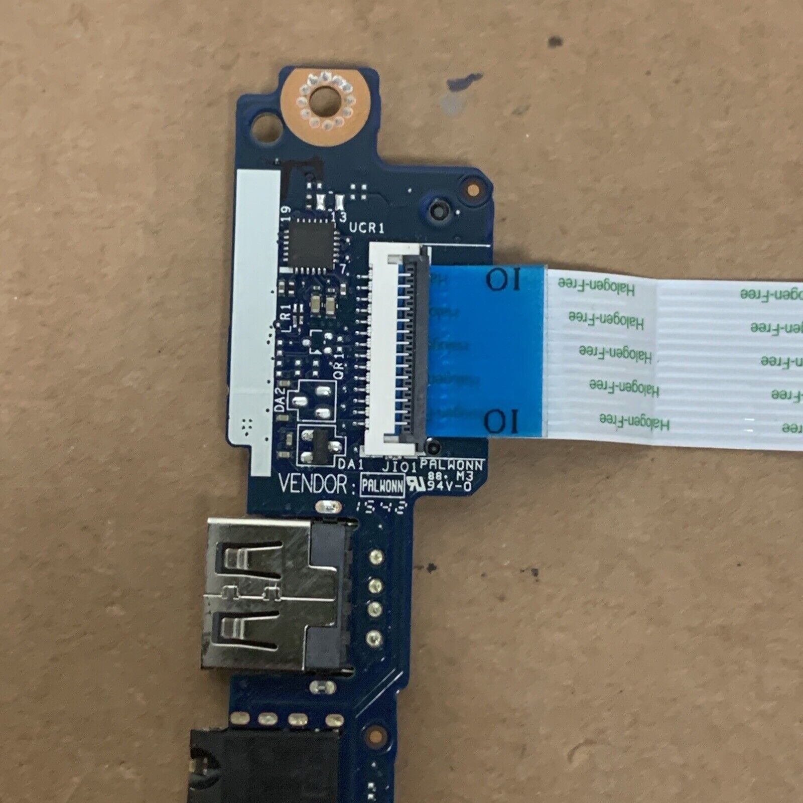 LS-C282P GENUINE LENOVO USB AUDIO SD CARD BOARD W/ CABLE 500-15ACZ