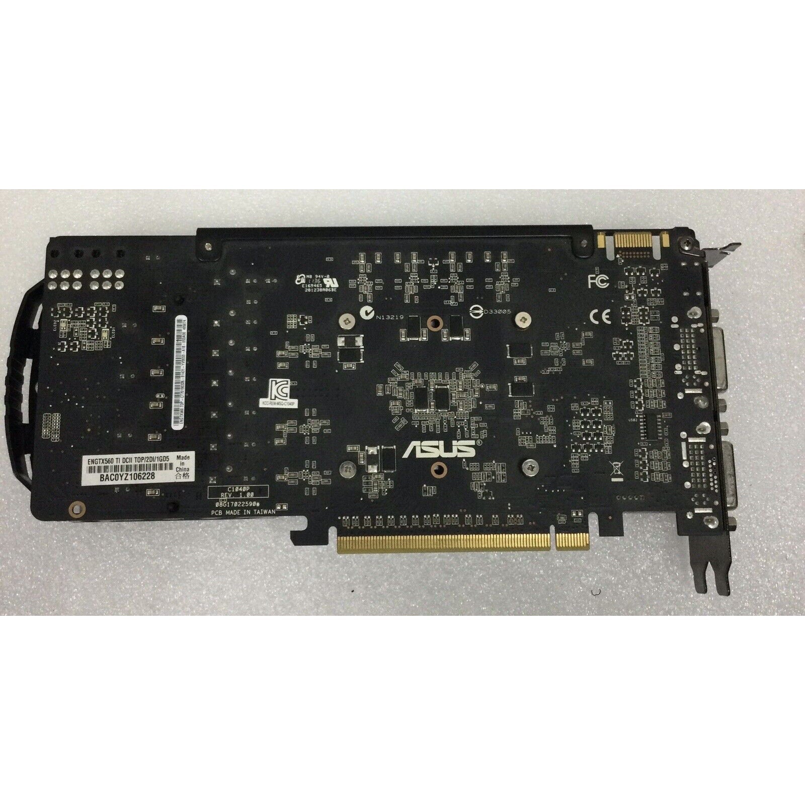 ASUS NVIDIA GeForce GTX 560 Ti (ENGTX560 Ti DCII TOP/2DI/1GD5) Graphic Card