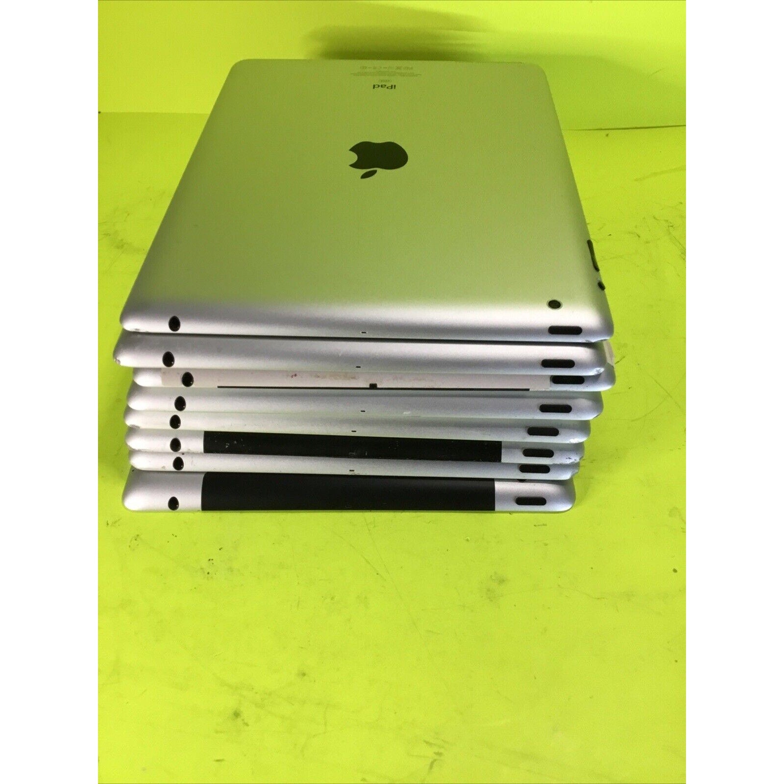 Lot of 8 Vintage iPad 3/4 FOR PARTS GOLD RECOVERY or RARE EARTH RECOVERY