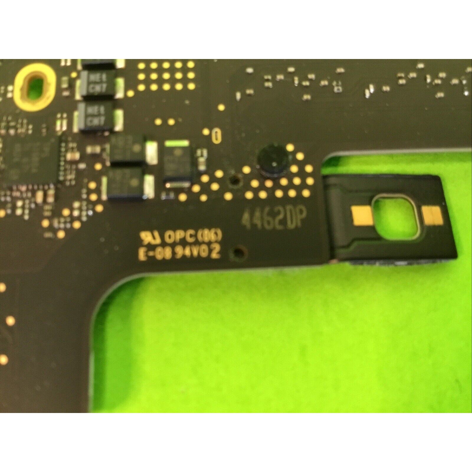 MacBook Pro A1706 820-00239-09 Logic Board with Touch ID