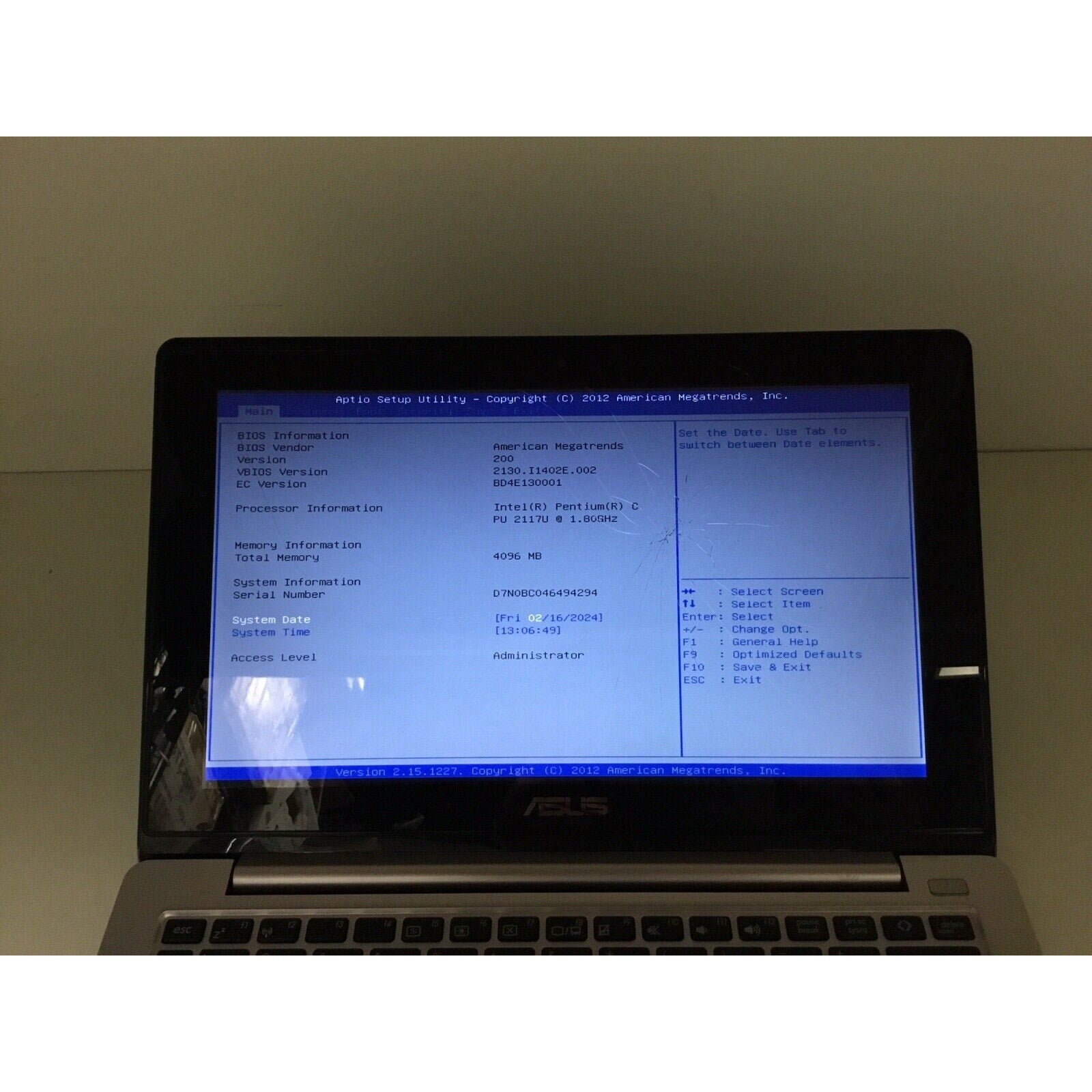 ASUS X202E Notebook PC Intel Pentium CPU 2117U X202E-DB21T No OS - For Parts