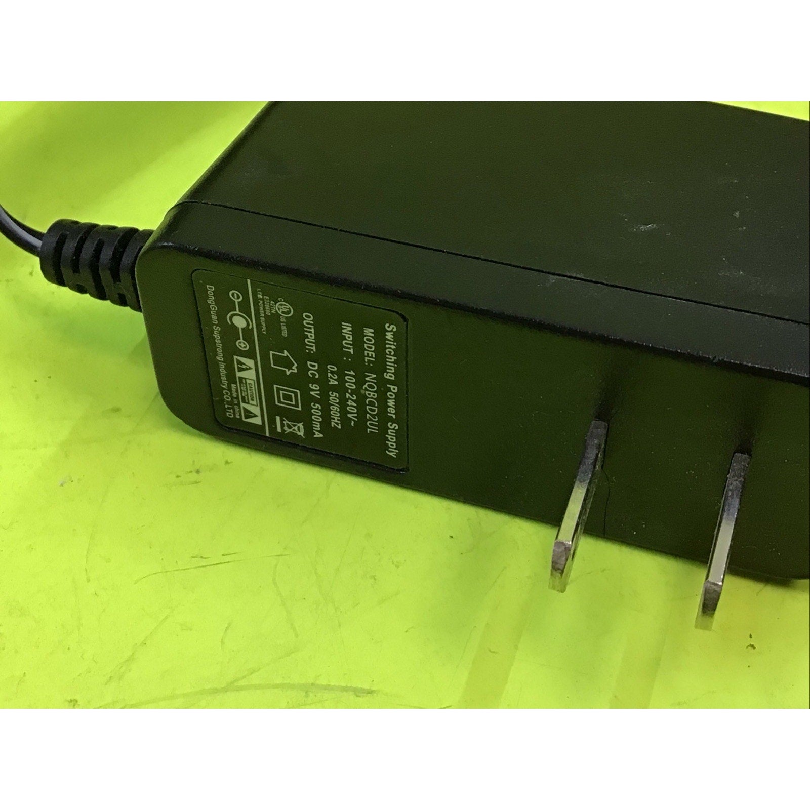 Netis ST3108 8-port 100mbit Fast Ethernet Switch