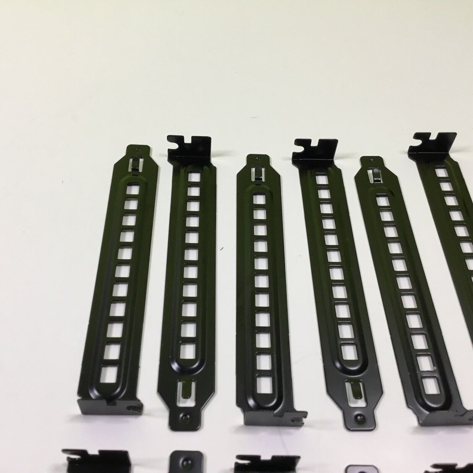 20 Pack PCI Slot Covers Thermal Take Core W200