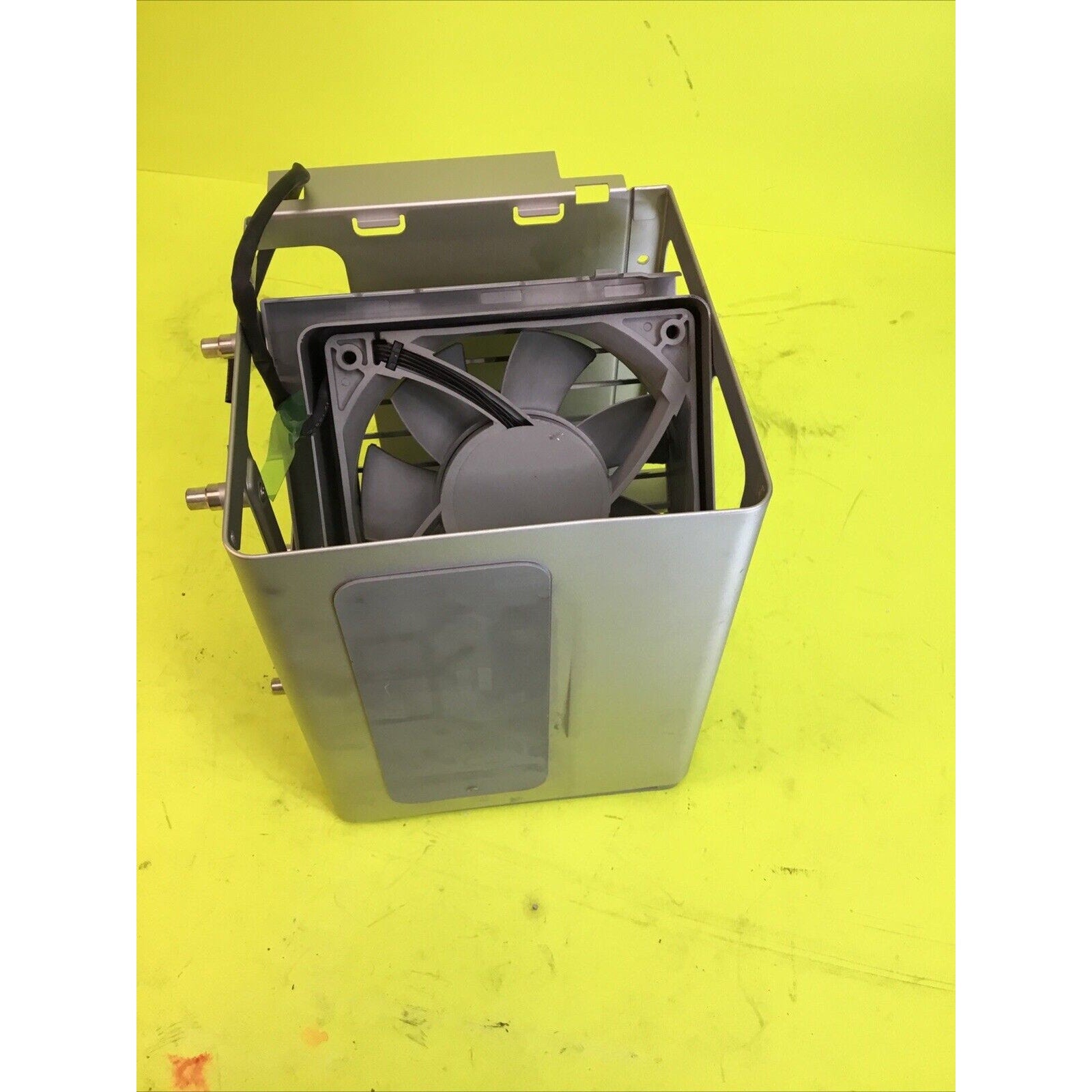 Apple 815-9399 Mac Pro Memory Cage with Rear-Fan-815-9400