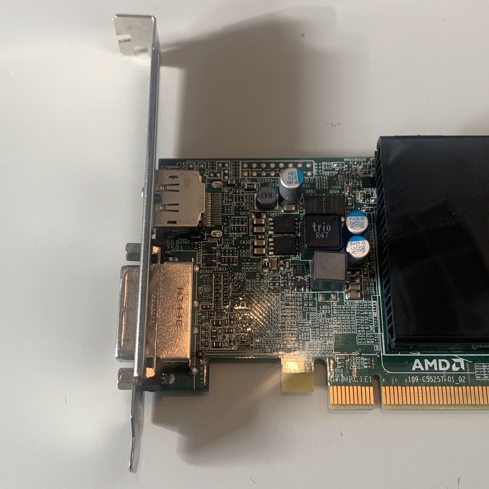 AMD Radeon HD 8570 1GB Video Graphics Card 109-C55257-01 8HW0R 08HW0R