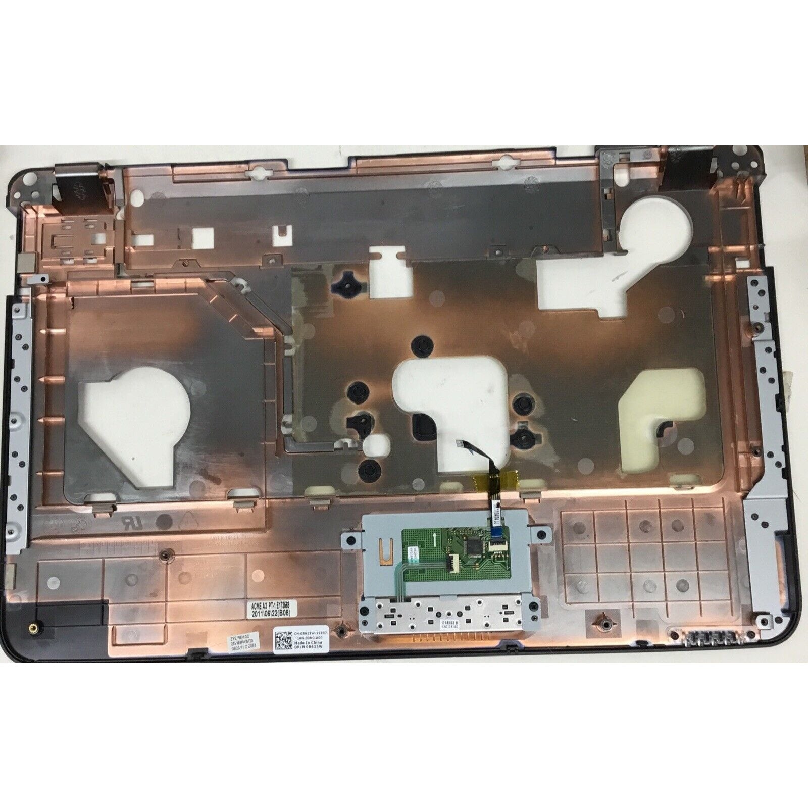 Dell Vostro 1015 PP37L Bottom Palm Rest & Touch Pad