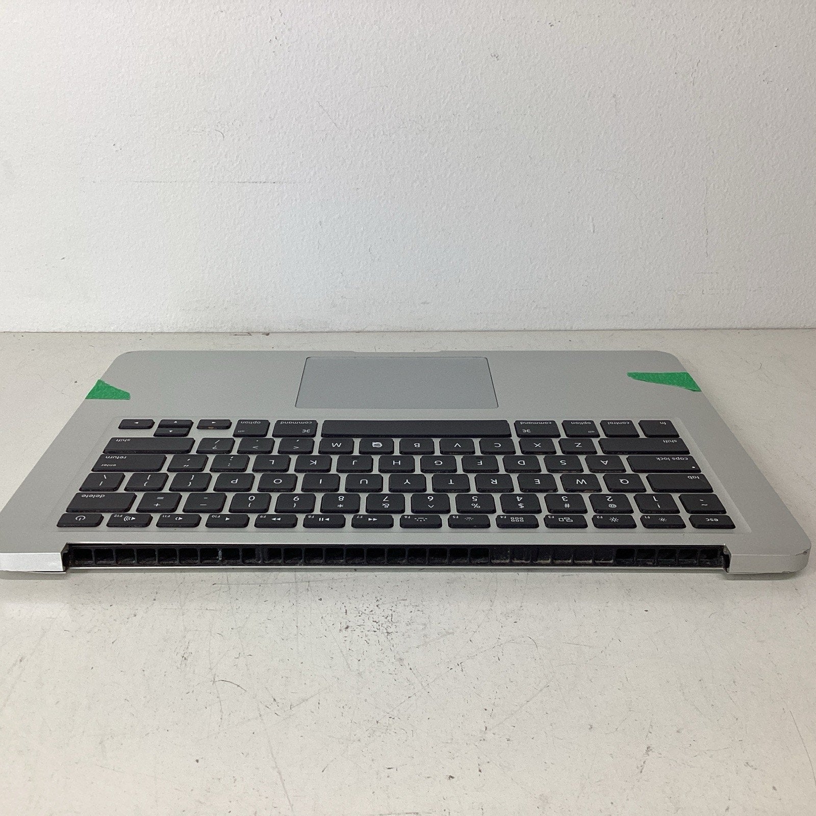 MacBook Air A1466 Silver 13" Palmrest w/ Keyboard ,Touchpad, Battery - For Parts
