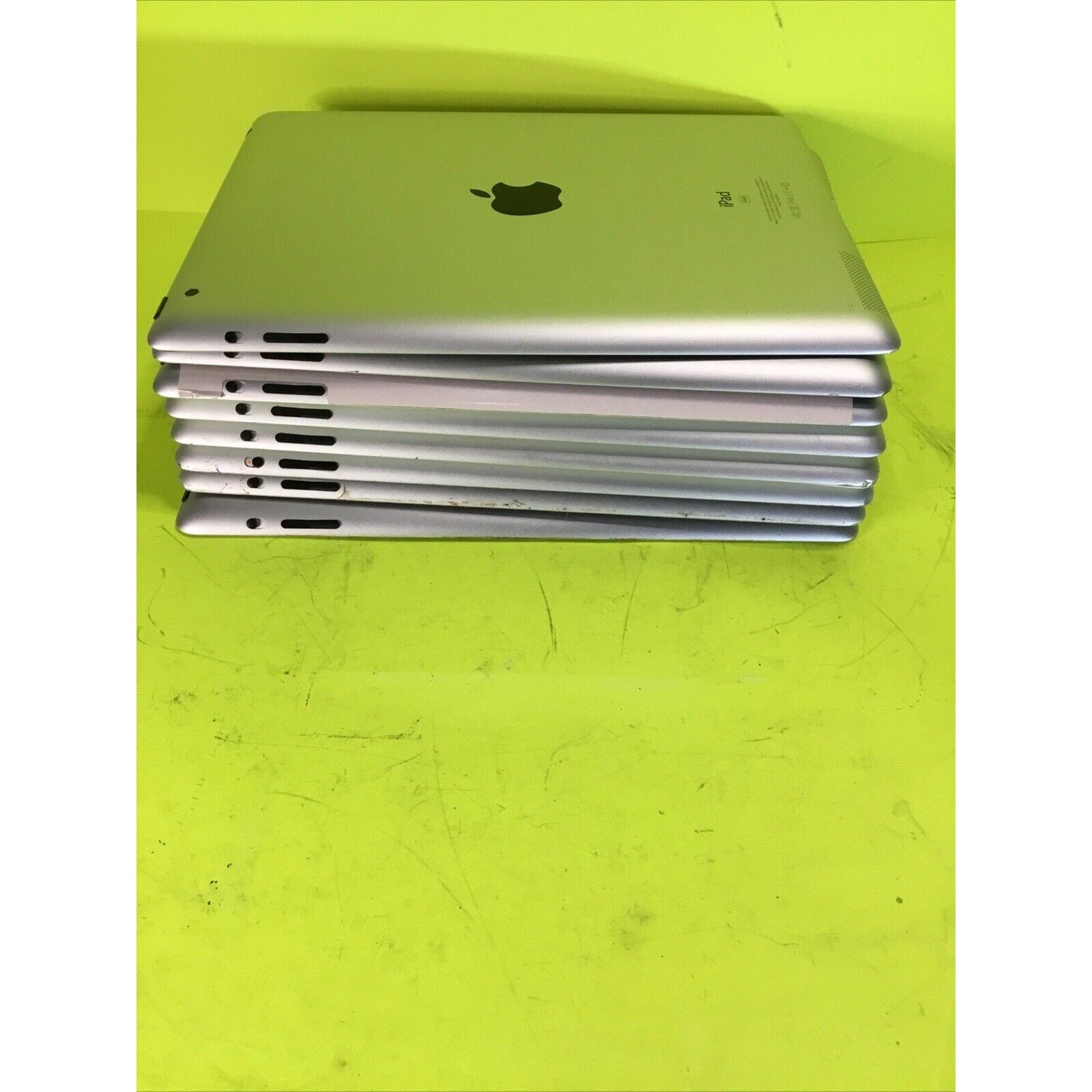 Lot of 8 Vintage iPad 3/4 FOR PARTS GOLD RECOVERY or RARE EARTH RECOVERY
