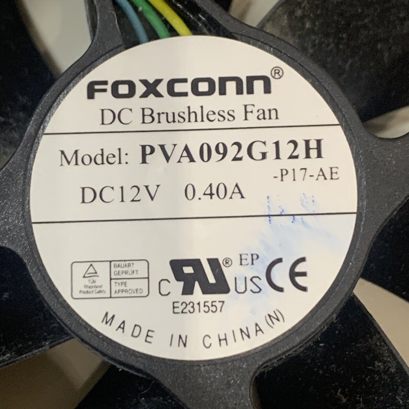 1pcs Foxconn PVA092G12H DC12V 0.40A 9025 PWM large air volume fan 4pin