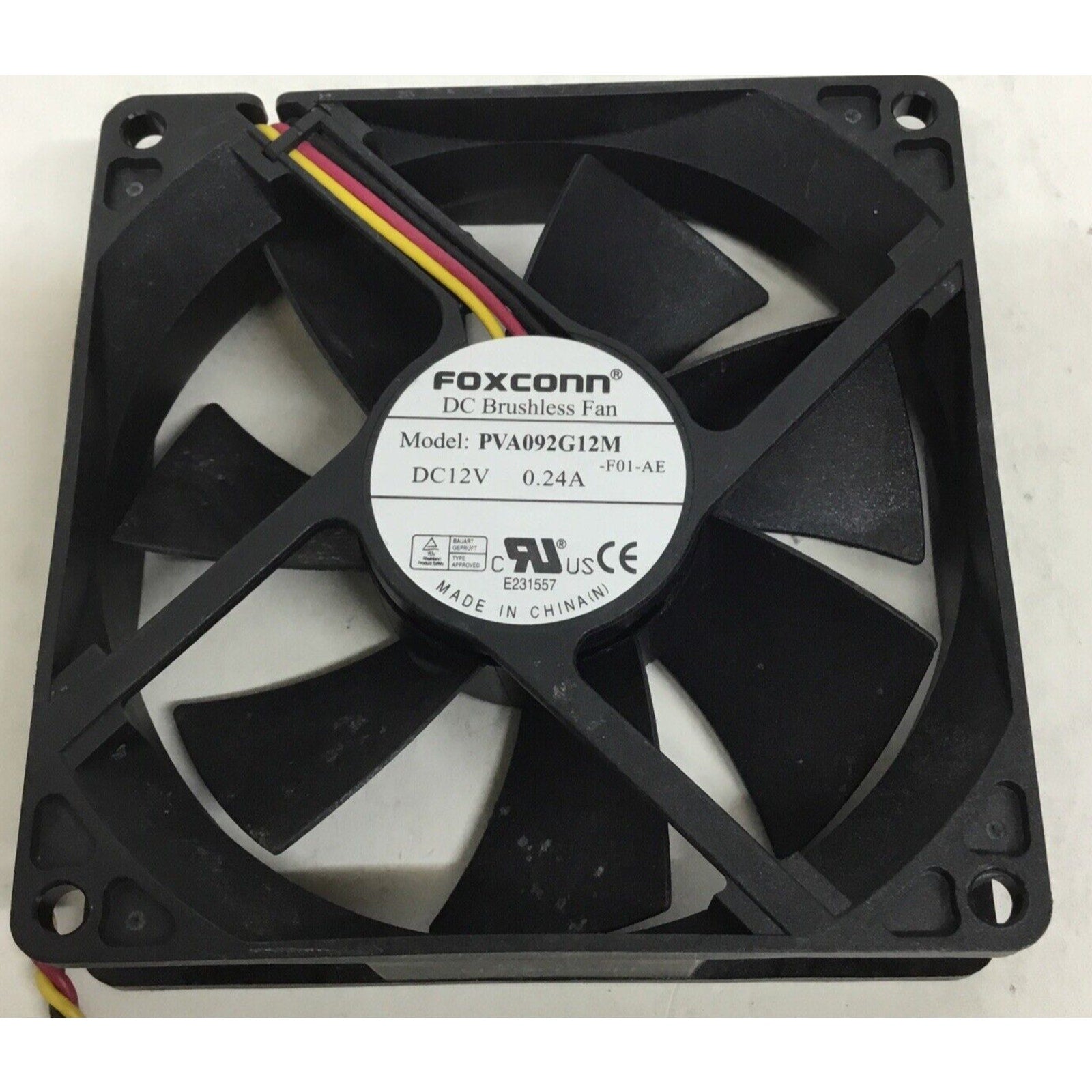FOXCONN PVA092G12M 90*90*25MM 12V 0.24A 3Pin Cooling Fan