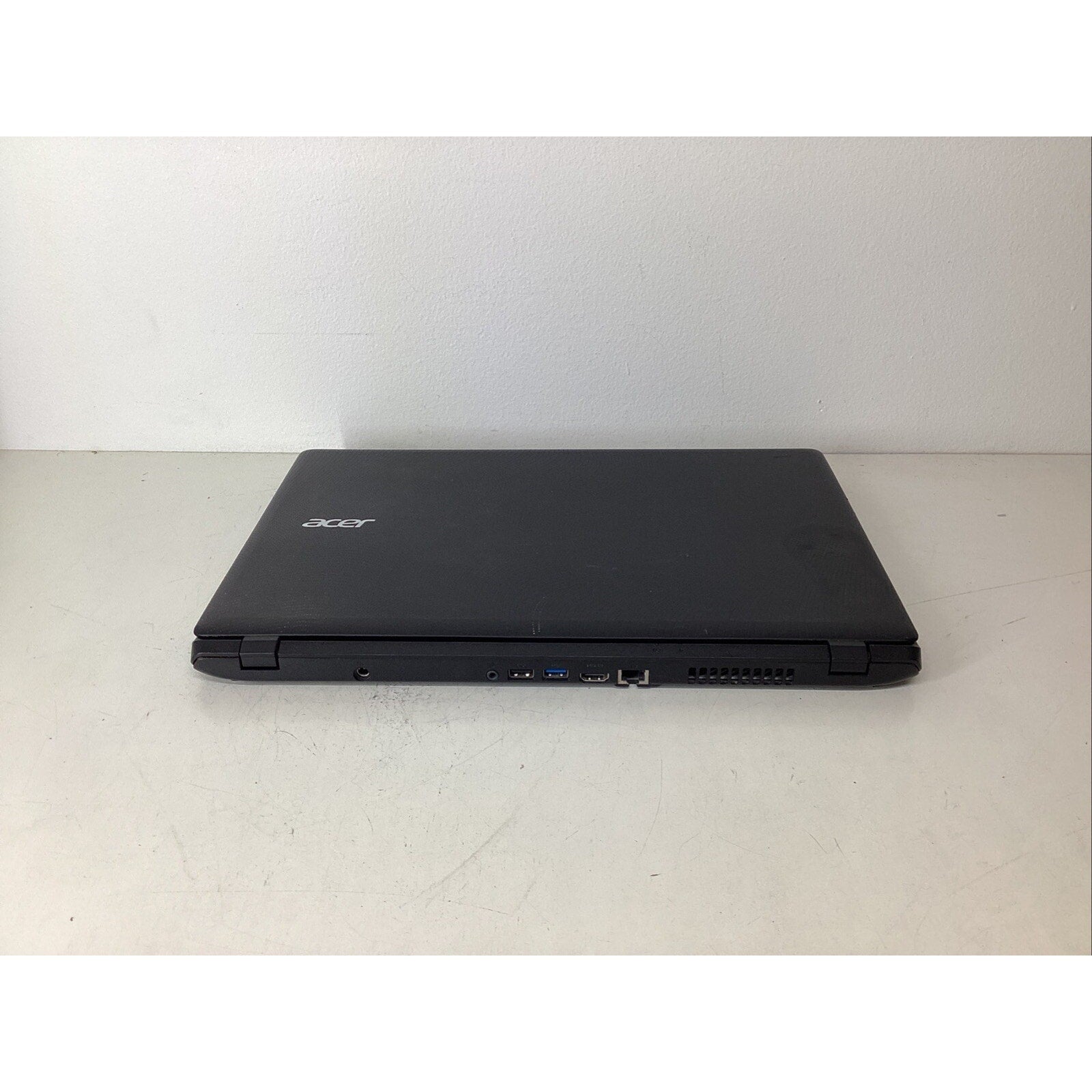 Acer Aspire E 15 E51-511- C590 Intel Celeron N2830 No HDD - For Parts