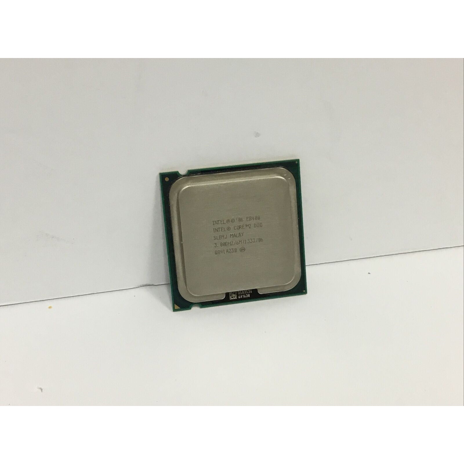 Intel Core 2 Duo E8400 - 3.00 GHz Dual-Core (SLB9J) Processor