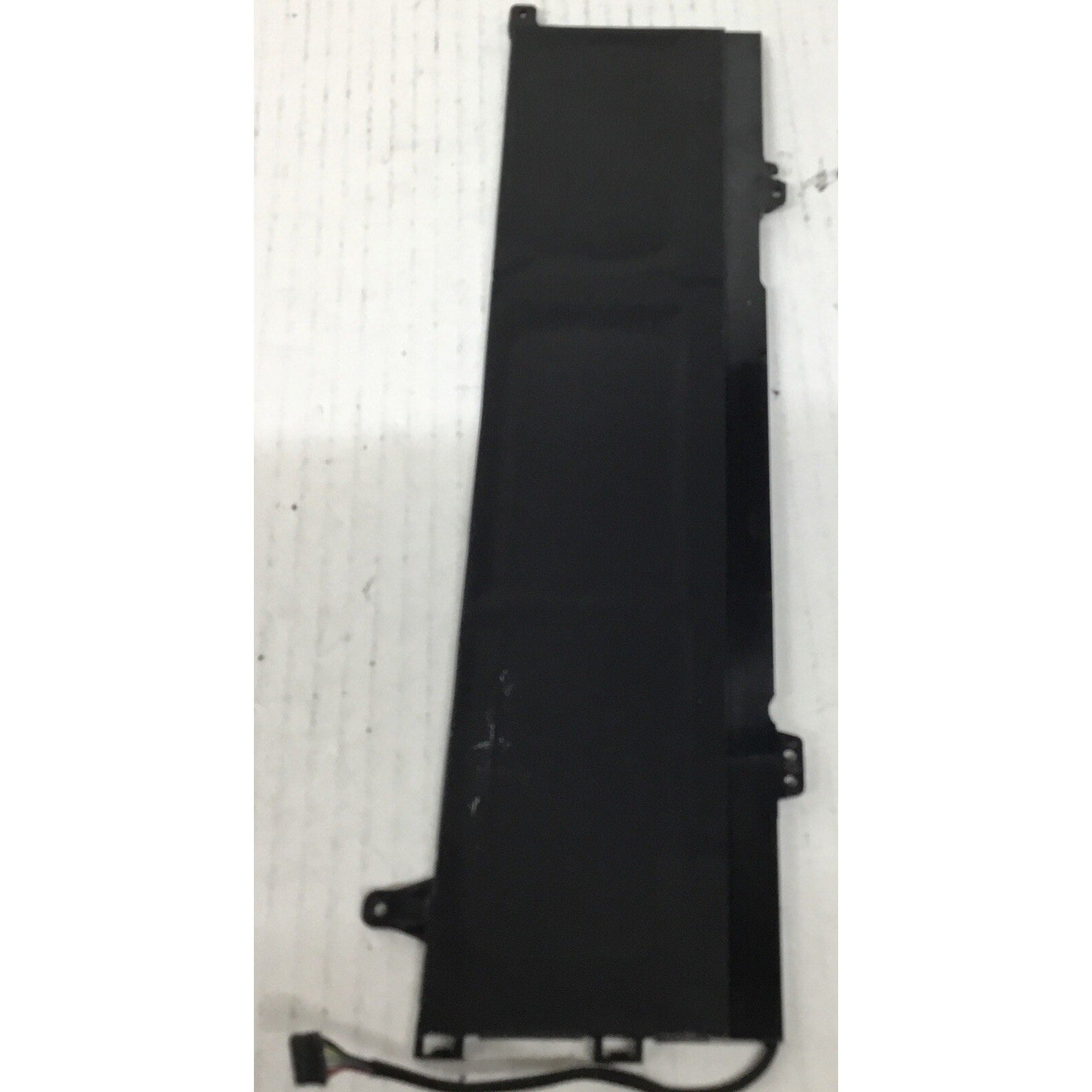 OEM L17L3PE0 Genuine Lenovo 730-15 730-15IKB Battery L17C3PE0 READ DESC