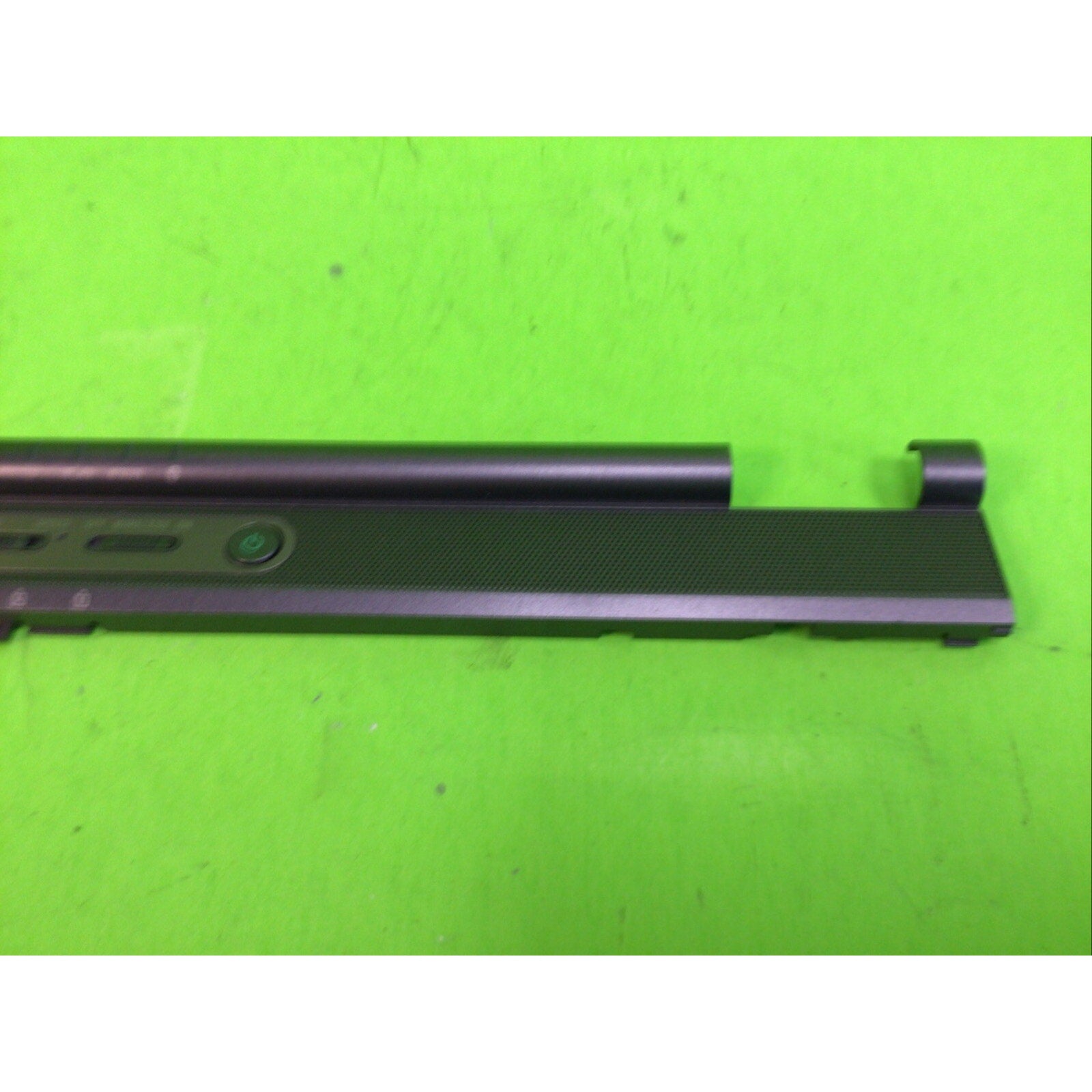 SONY VAIO VGN-SZ Speaker Cover Strip 2-663-416 TN7100F