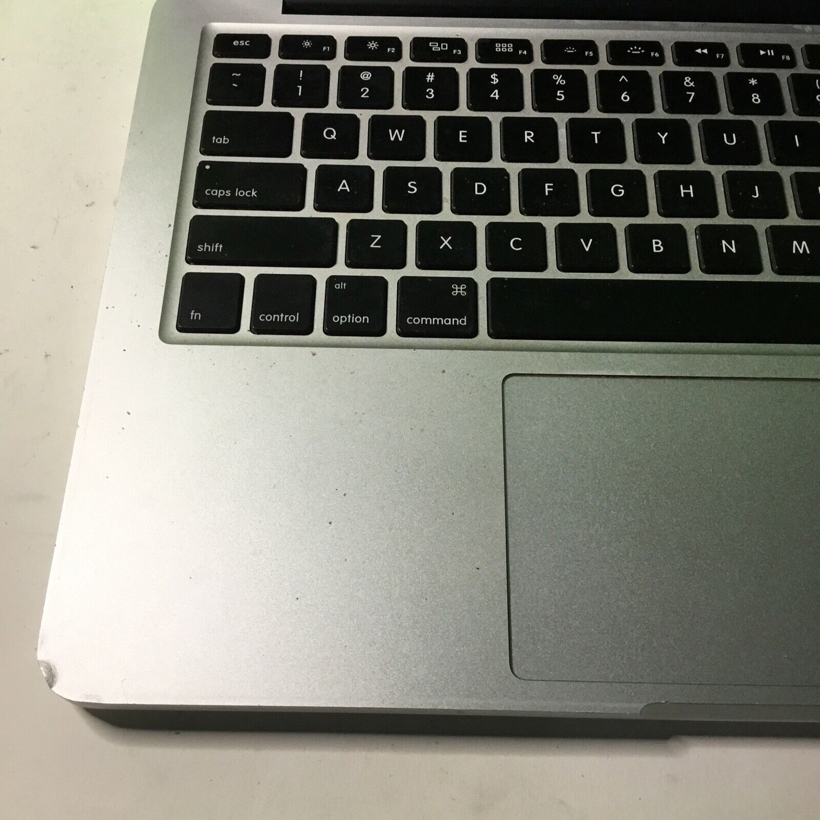 Apple Macbook pro A1502 13" 2013 Core i5 No OS No Battery Good LCD