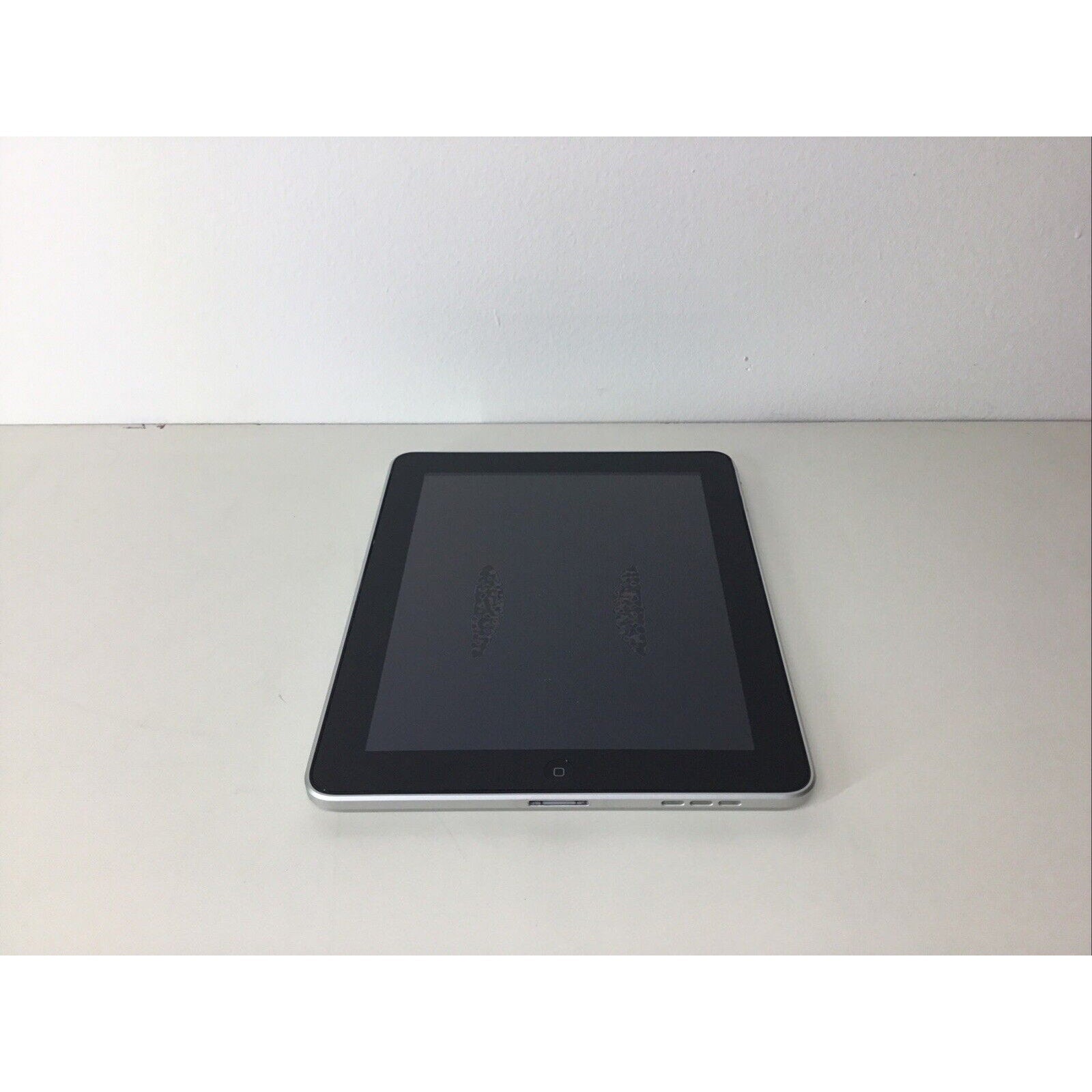 Apple iPad 1 Generation A1219 Silver 16GB 9.7”- For Parts