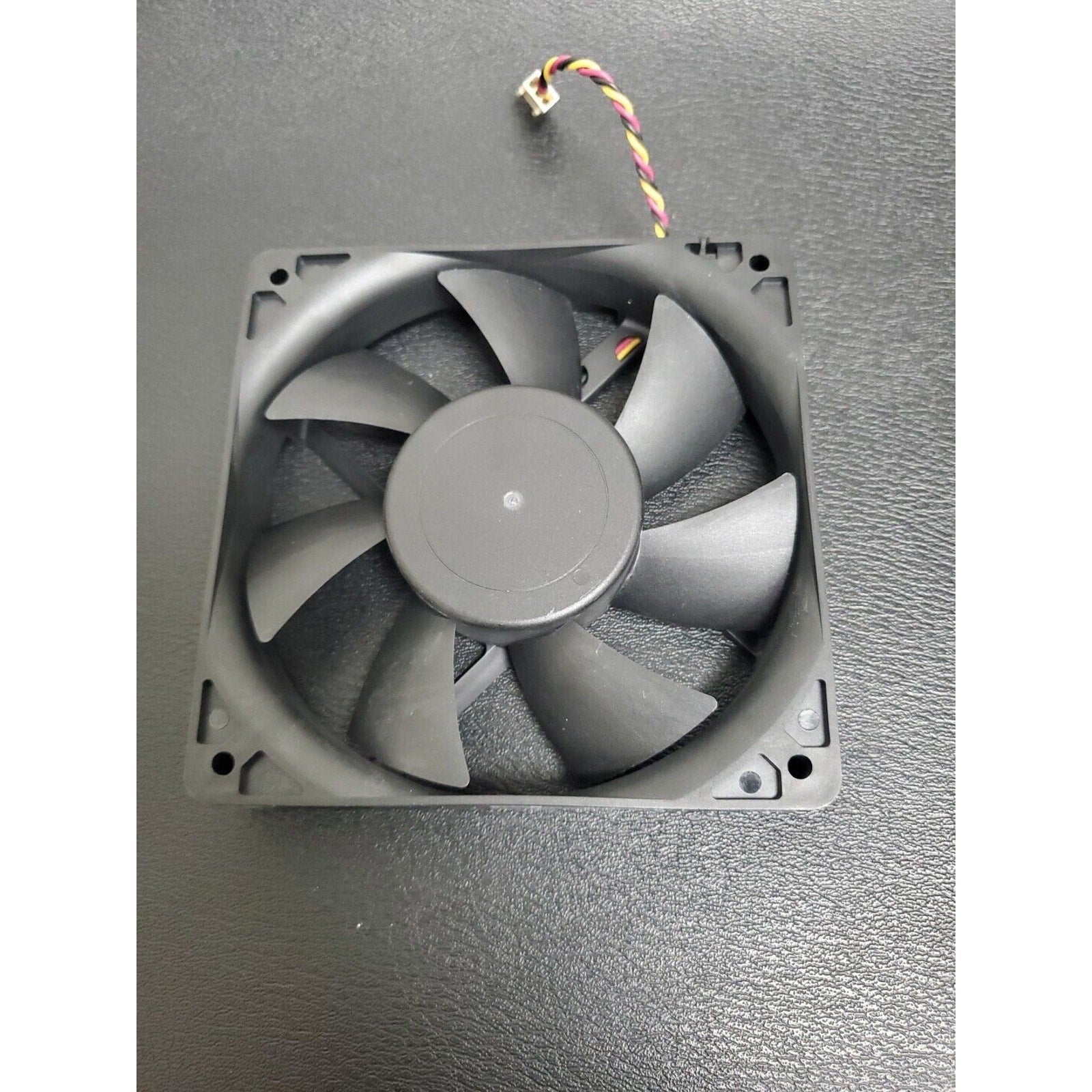 Original Genuine FOXCONN PV122512MSPF 3A Internal Case Cooling Fan 3-Pin 3-Wire