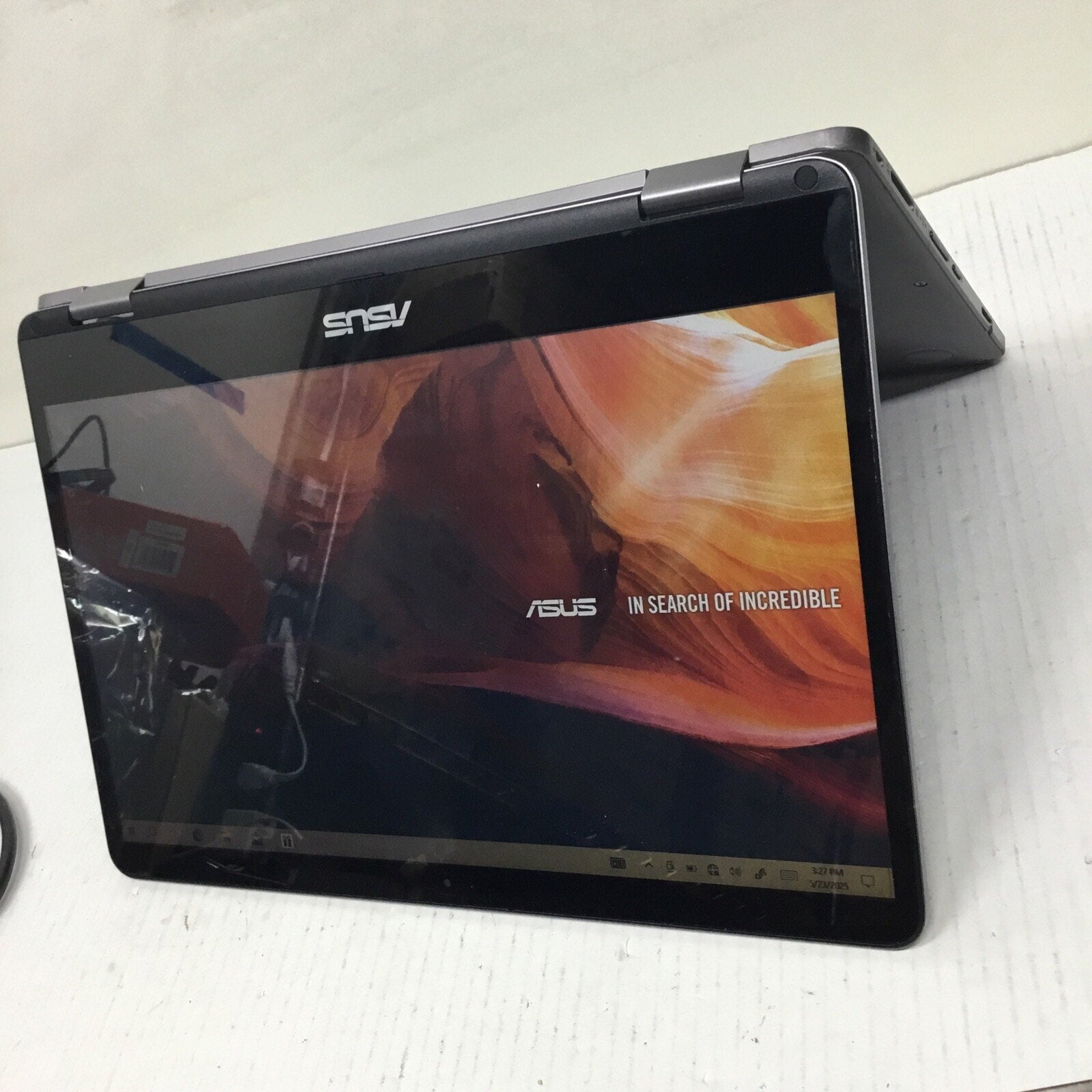 ASUS VivoBook Flip 14 2-in-1 Intel Pentium N4200 4GB RAM 64GB SSD 16" FHD W10