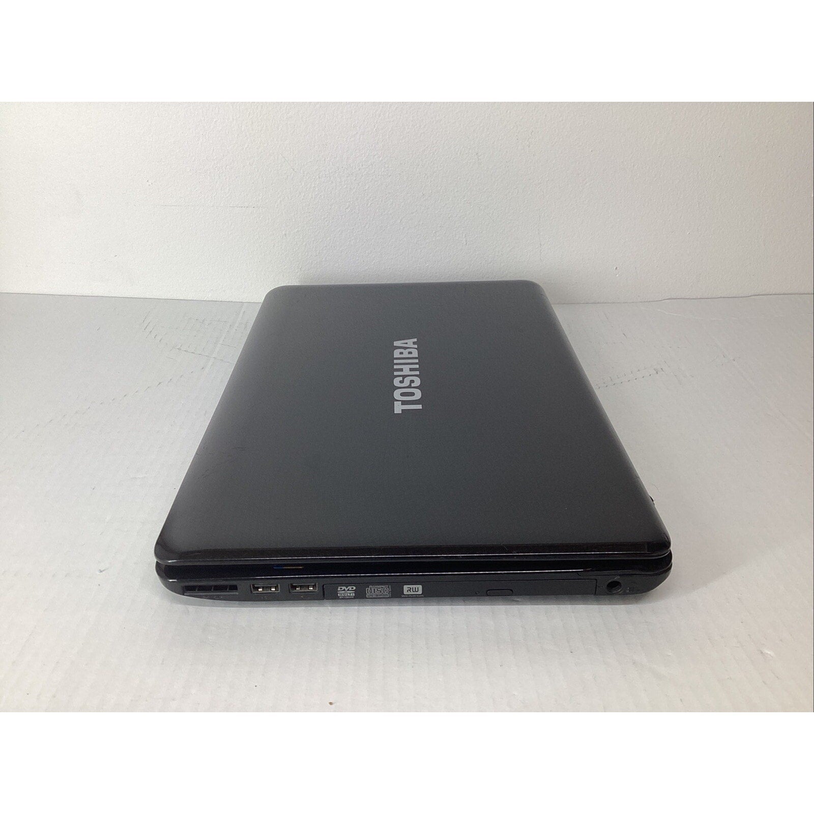 Toshiba Satellite L650-01H Laptop Intel Core i3 4GB RAM 500GB No Batt-For Parts