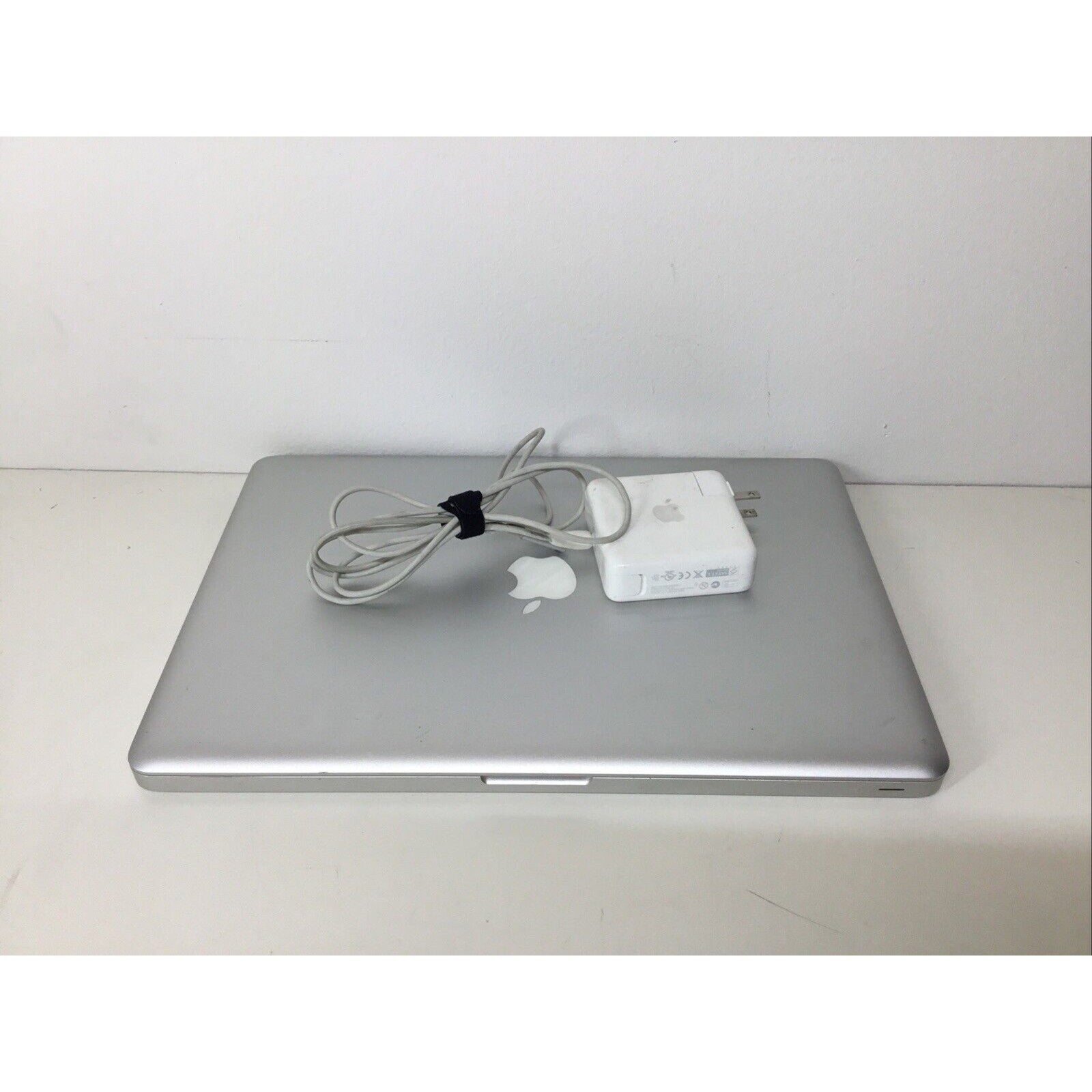 Apple MacBook Pro A1286 15" Silver Laptop 2010