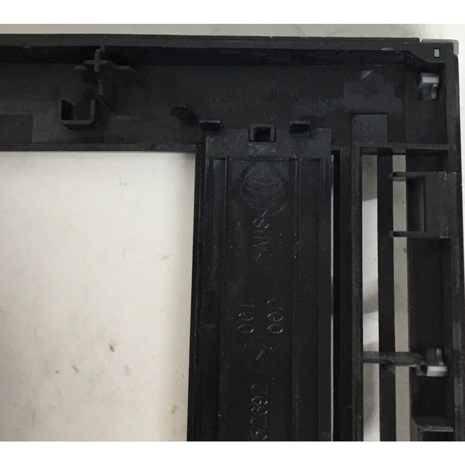 HP ELITE 8300 SFF FRONT BEZEL- 452692-001, P1-628552, GC-0710