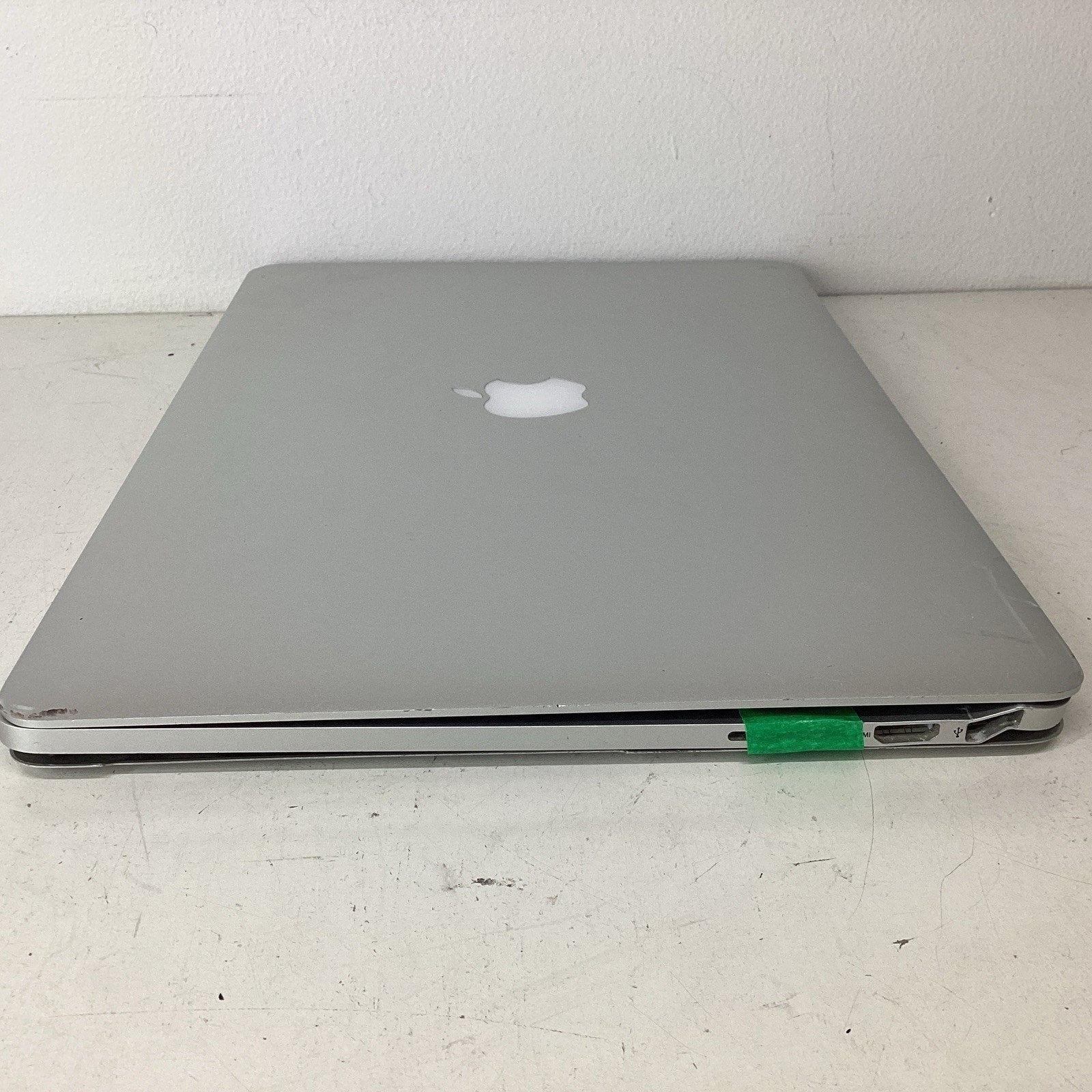 Apple MacBook Pro A1398 15" Intel Core i7 - For Parts